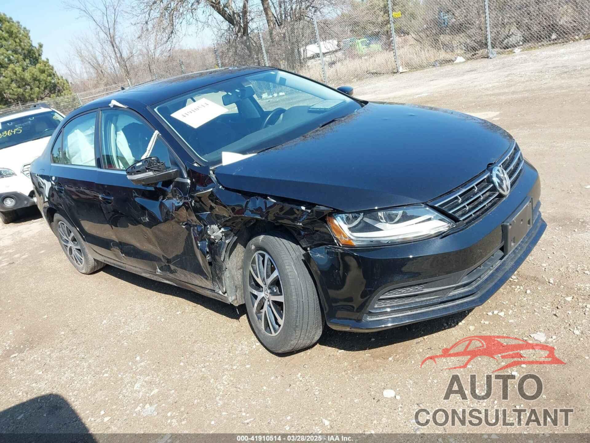 VOLKSWAGEN JETTA 2018 - 3VWDB7AJ1JM248782