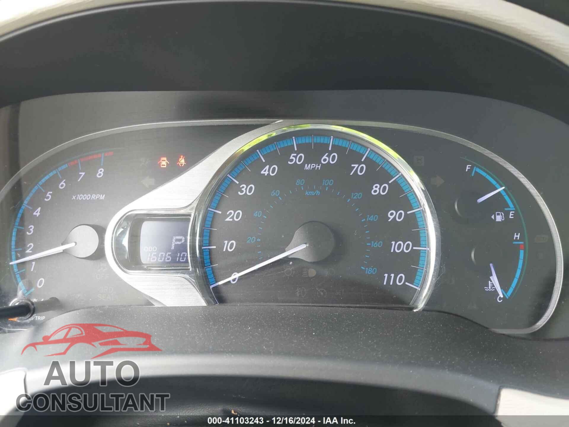 TOYOTA SIENNA 2013 - 5TDYK3DC8DS357108