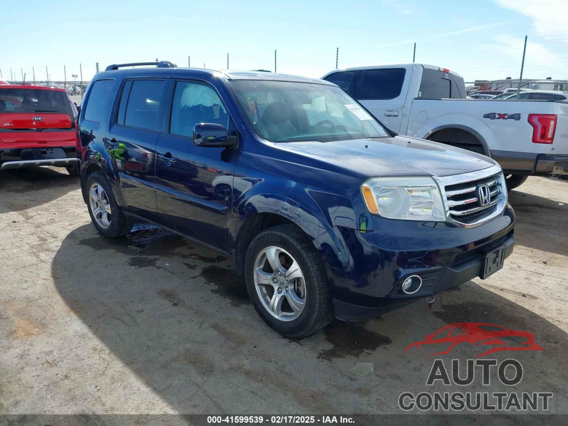 HONDA PILOT 2013 - 5FNYF4H55DB022141