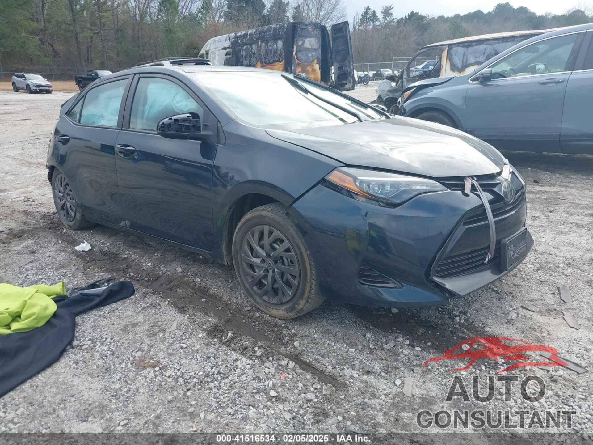 TOYOTA COROLLA 2018 - 5YFBURHEXJP831675