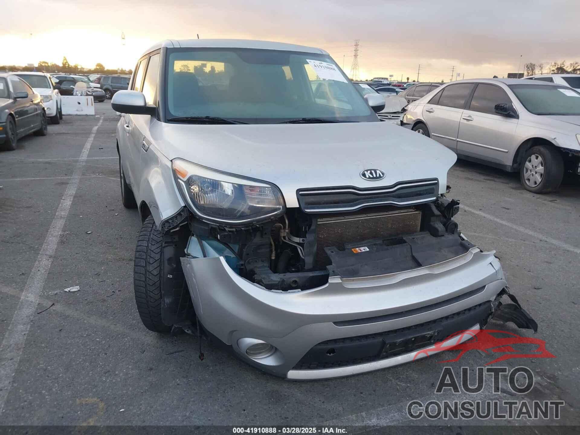 KIA SOUL 2018 - KNDJP3A56J7528145