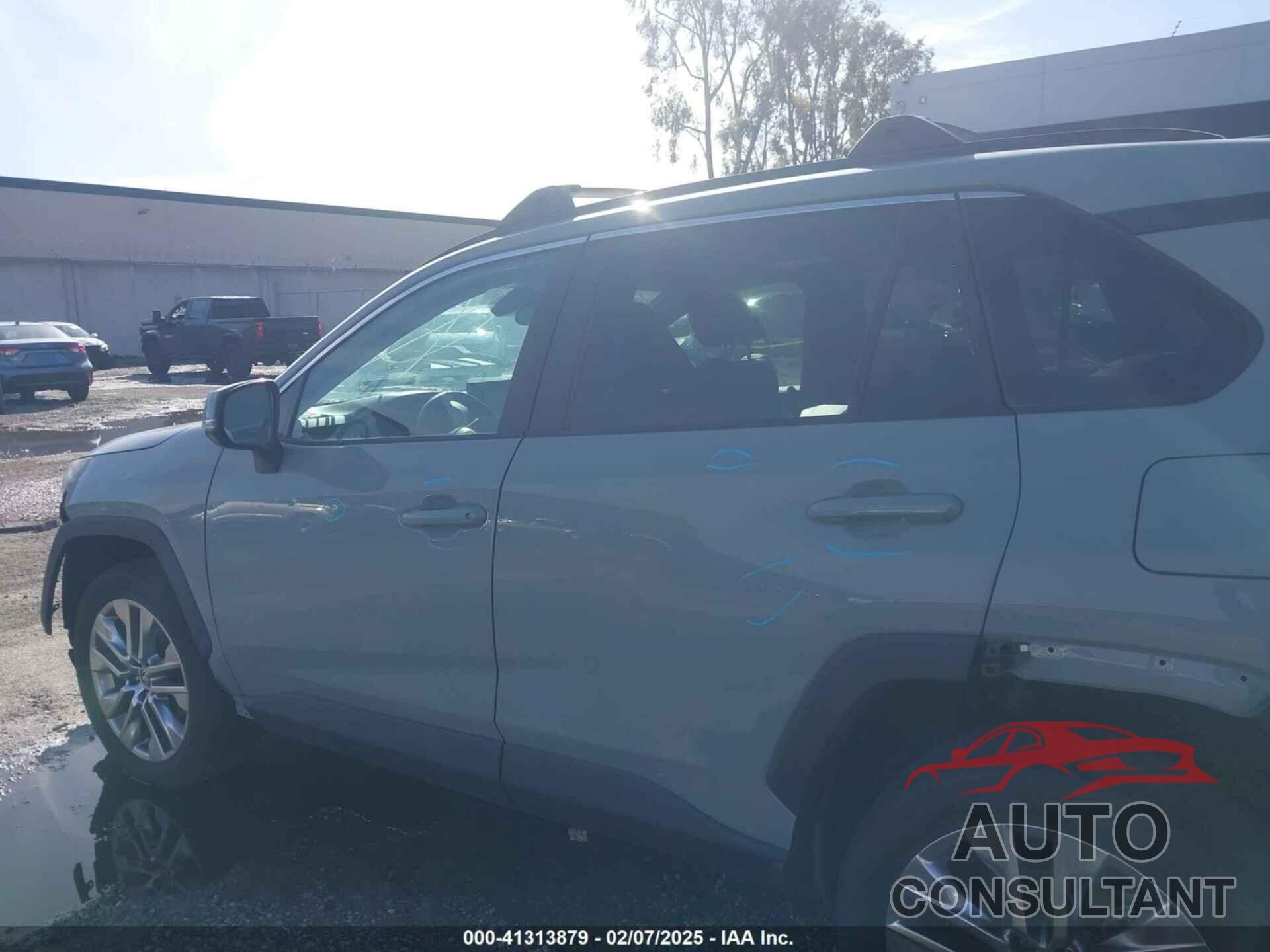 TOYOTA RAV4 2021 - 2T3C1RFV6MW168809
