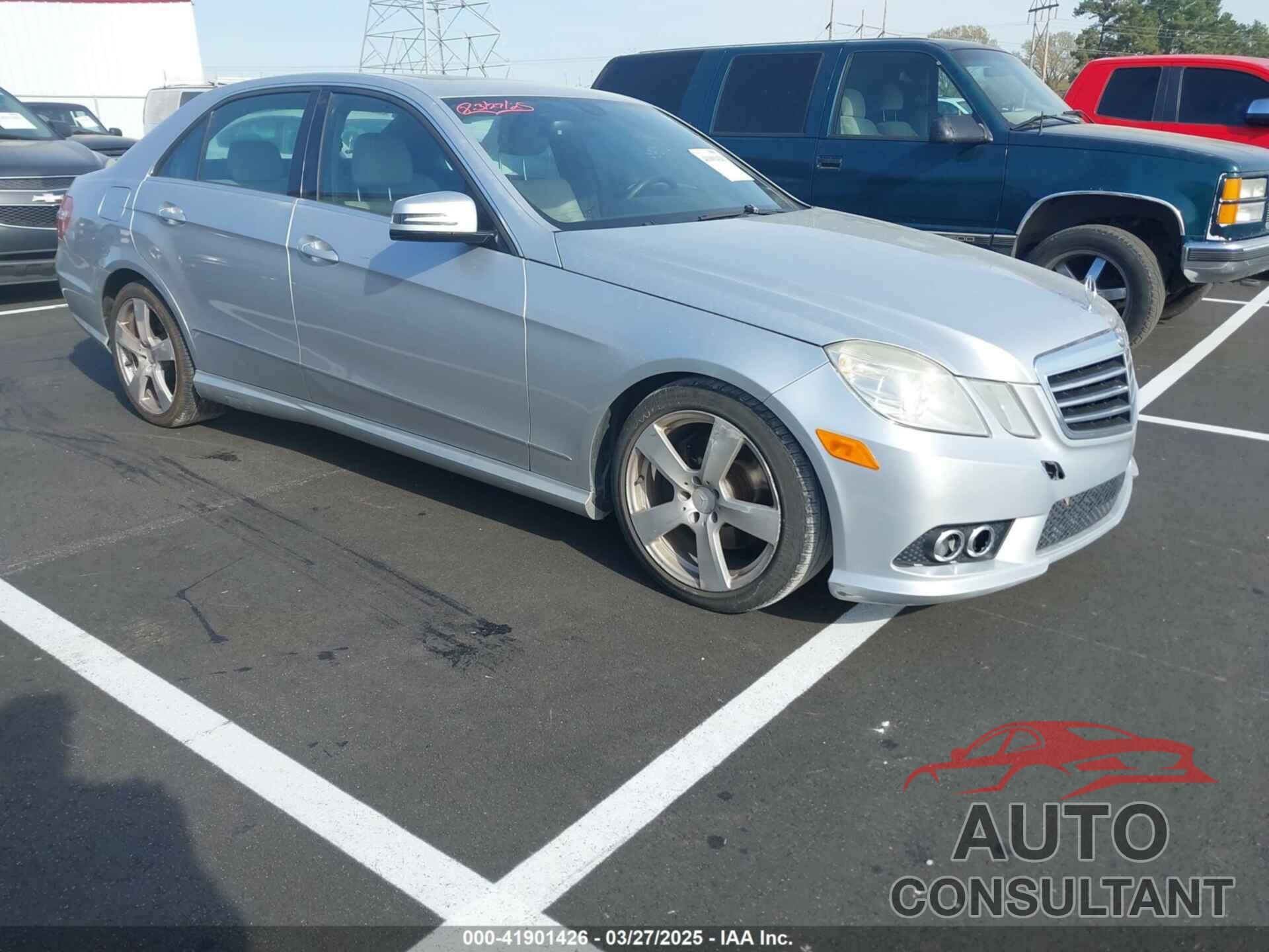 MERCEDES-BENZ E-CLASS 2010 - WDDHF5GB0AA057838
