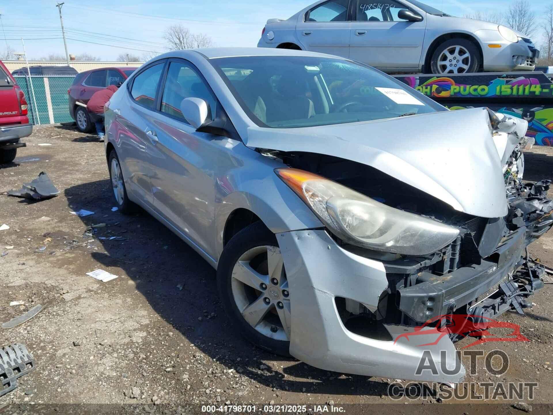 HYUNDAI ELANTRA 2013 - 5NPDH4AE7DH311168