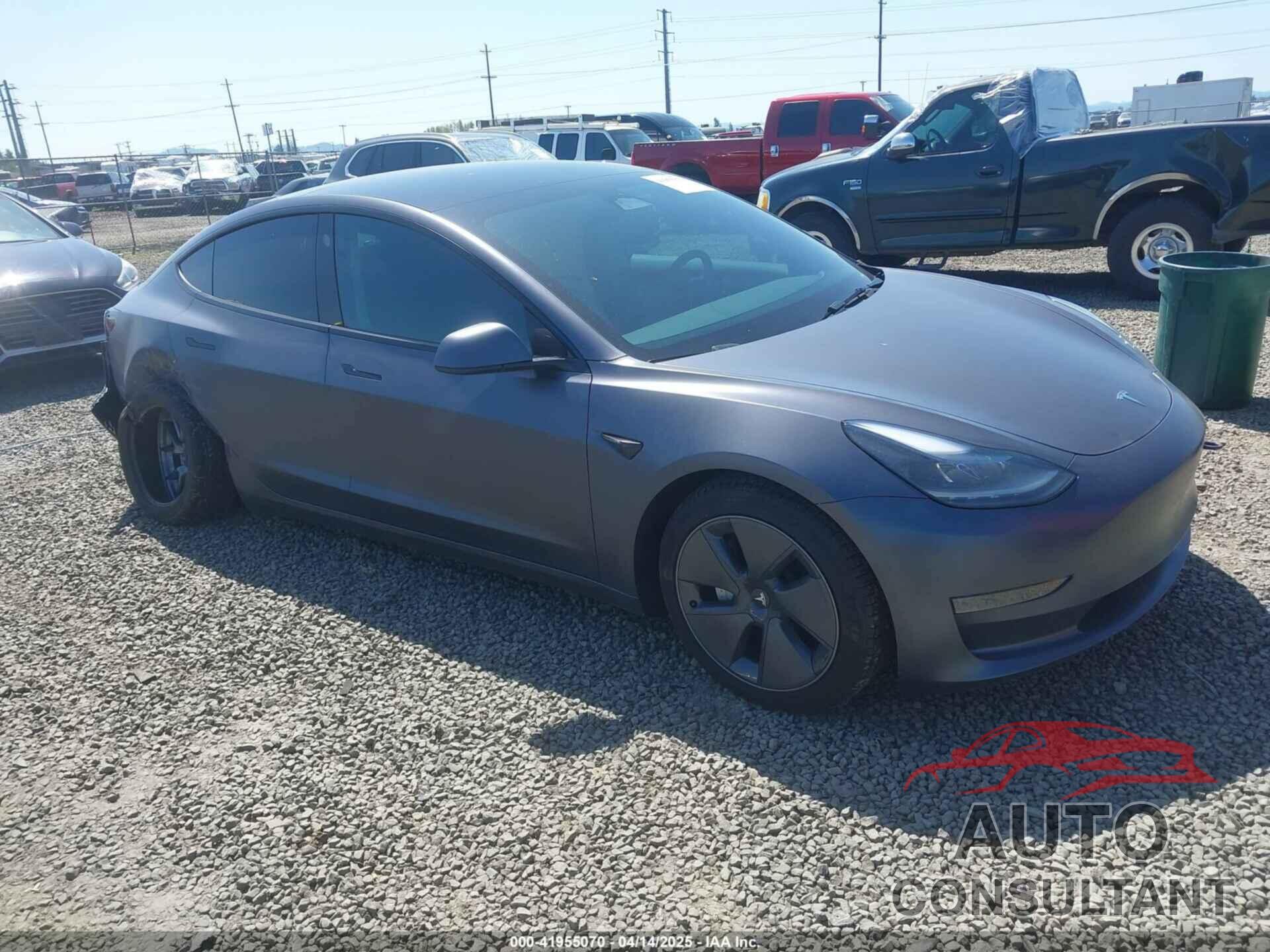TESLA MODEL 3 2023 - 5YJ3E1EA3PF705831