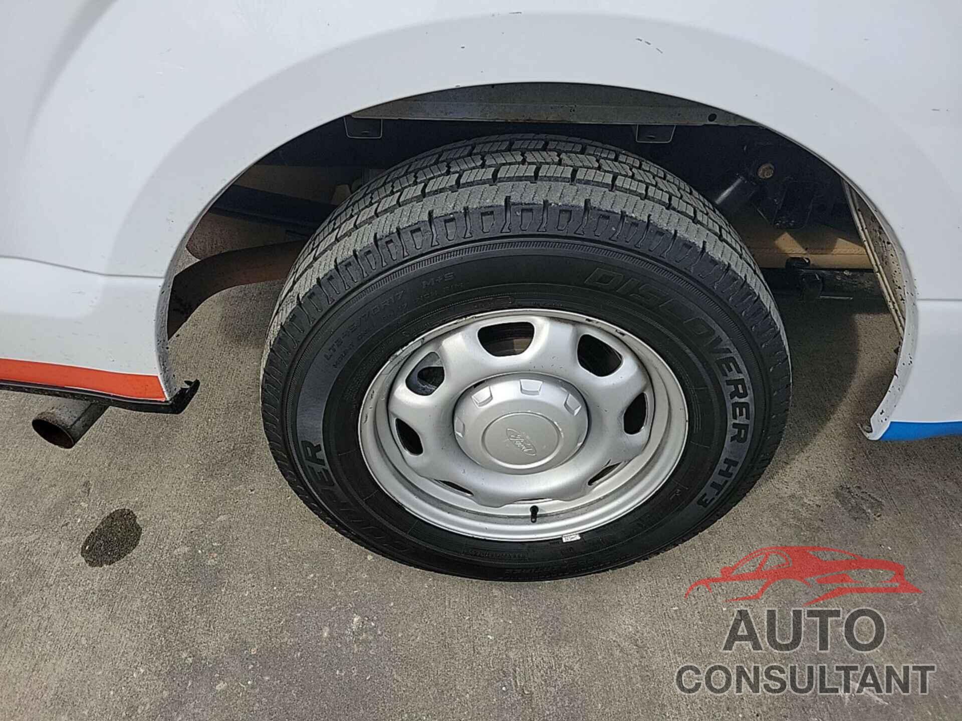 FORD F-150 2015 - 1FTMF1C86FKD70017