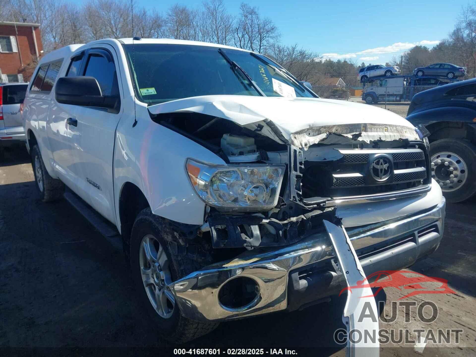 TOYOTA TUNDRA 2010 - 5TFUM5F10AX015321