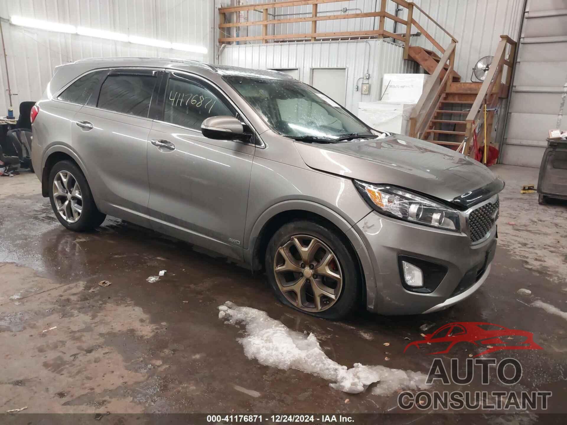 KIA SORENTO 2017 - 5XYPKDA54HG336976
