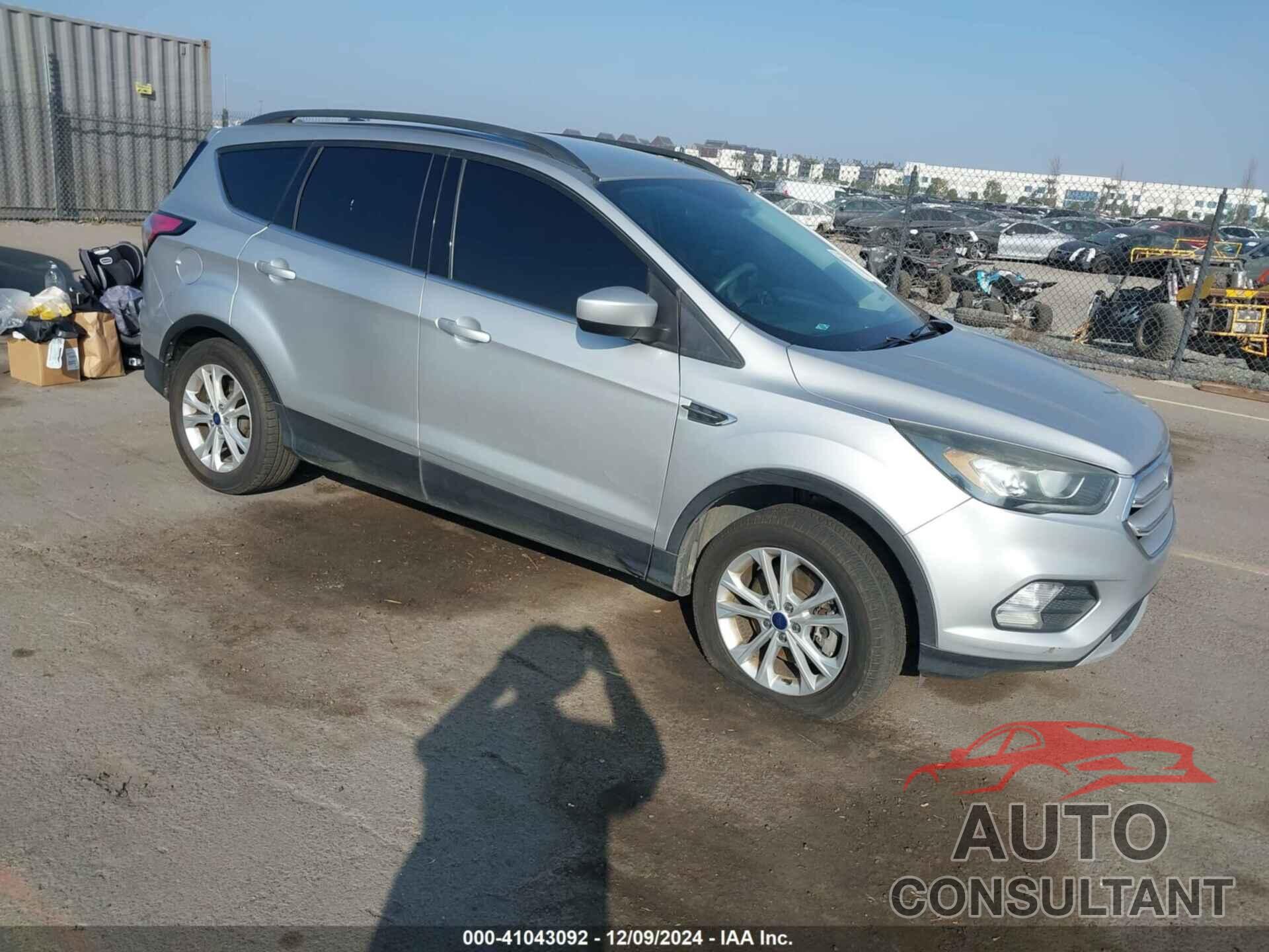 FORD ESCAPE 2018 - 1FMCU9GD2JUB17583