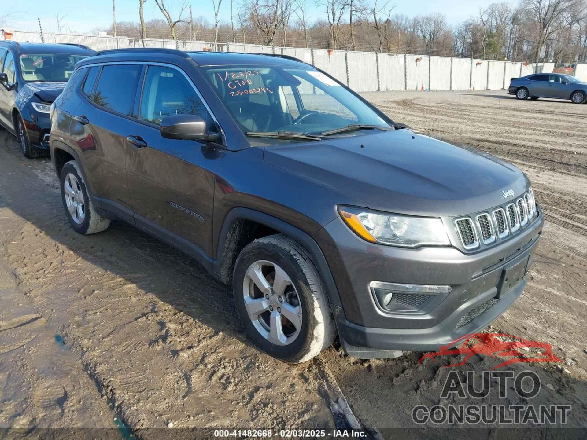 JEEP COMPASS 2018 - 3C4NJDBB0JT316396