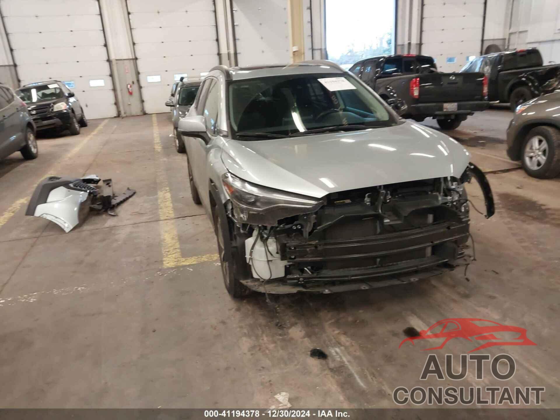 TOYOTA COROLLA CROSS 2022 - 7MUDAABG0NV005059