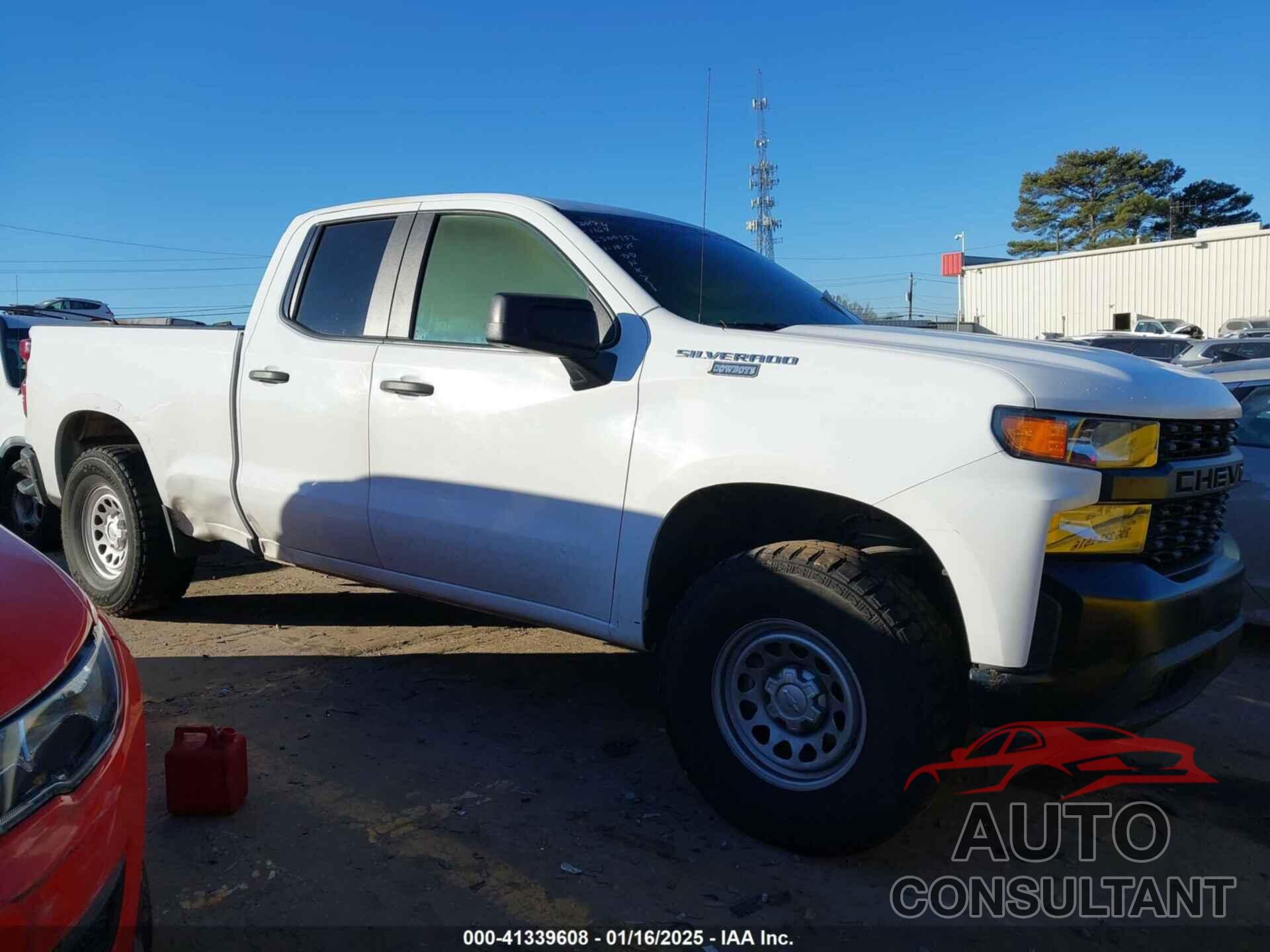 CHEVROLET SILVERADO 1500 2020 - 1GCRWAEFXLZ321164