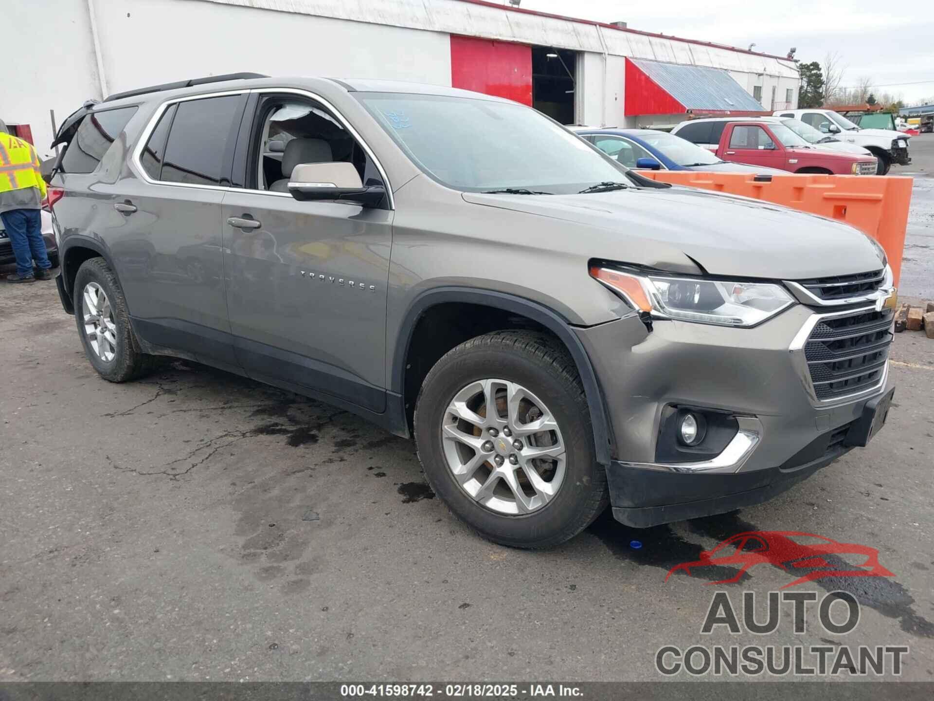 CHEVROLET TRAVERSE 2019 - 1GNERGKW8KJ249981