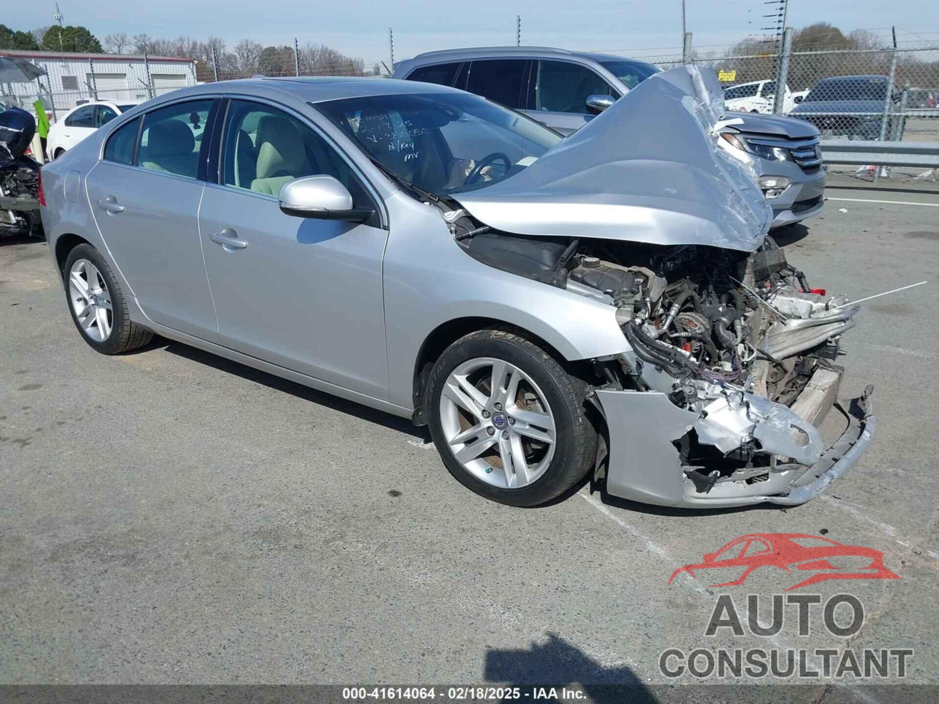 VOLVO S60 2015 - YV140MFK0F1350050