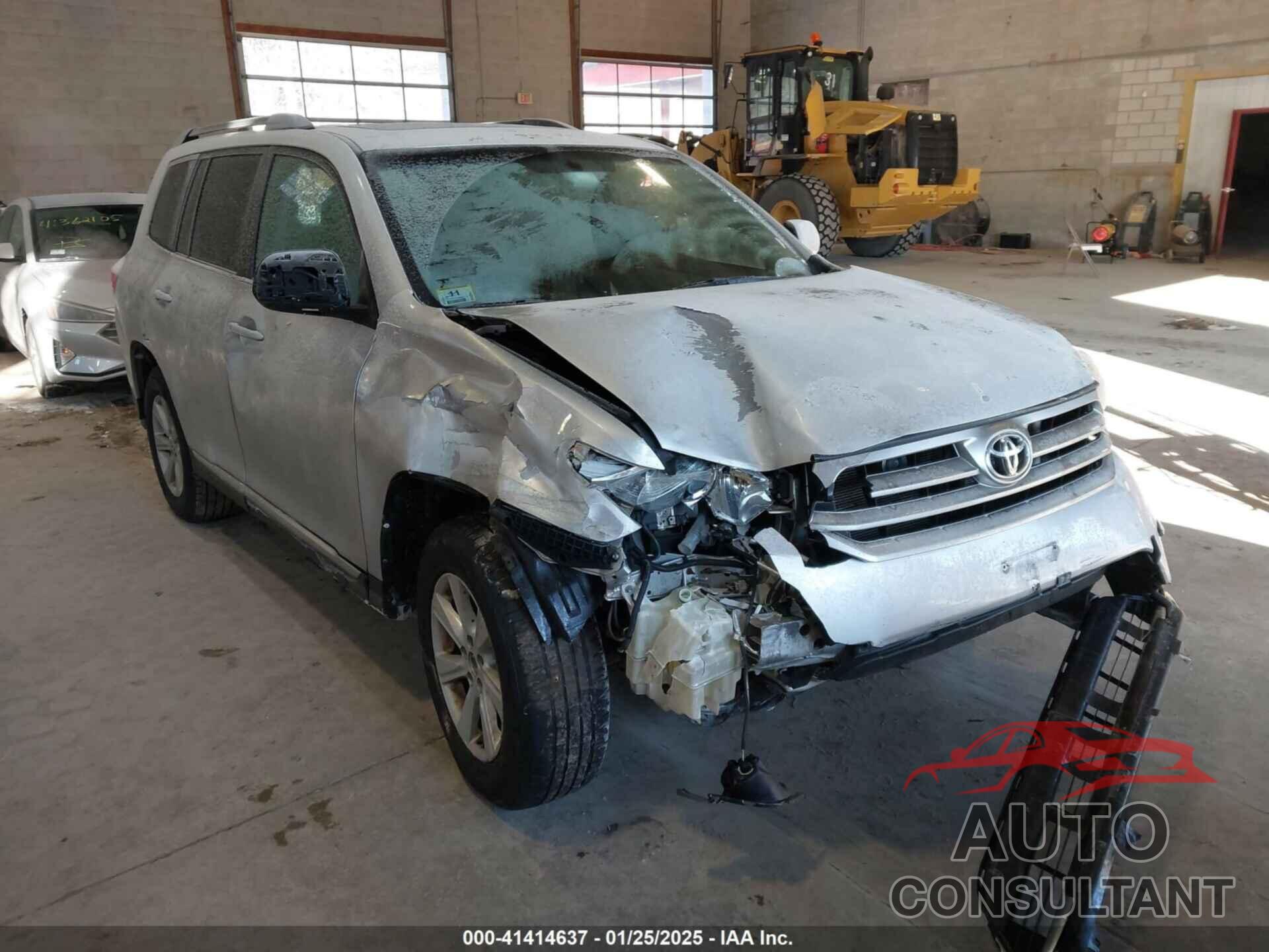 TOYOTA HIGHLANDER 2012 - 5TDBK3EH5CS103094