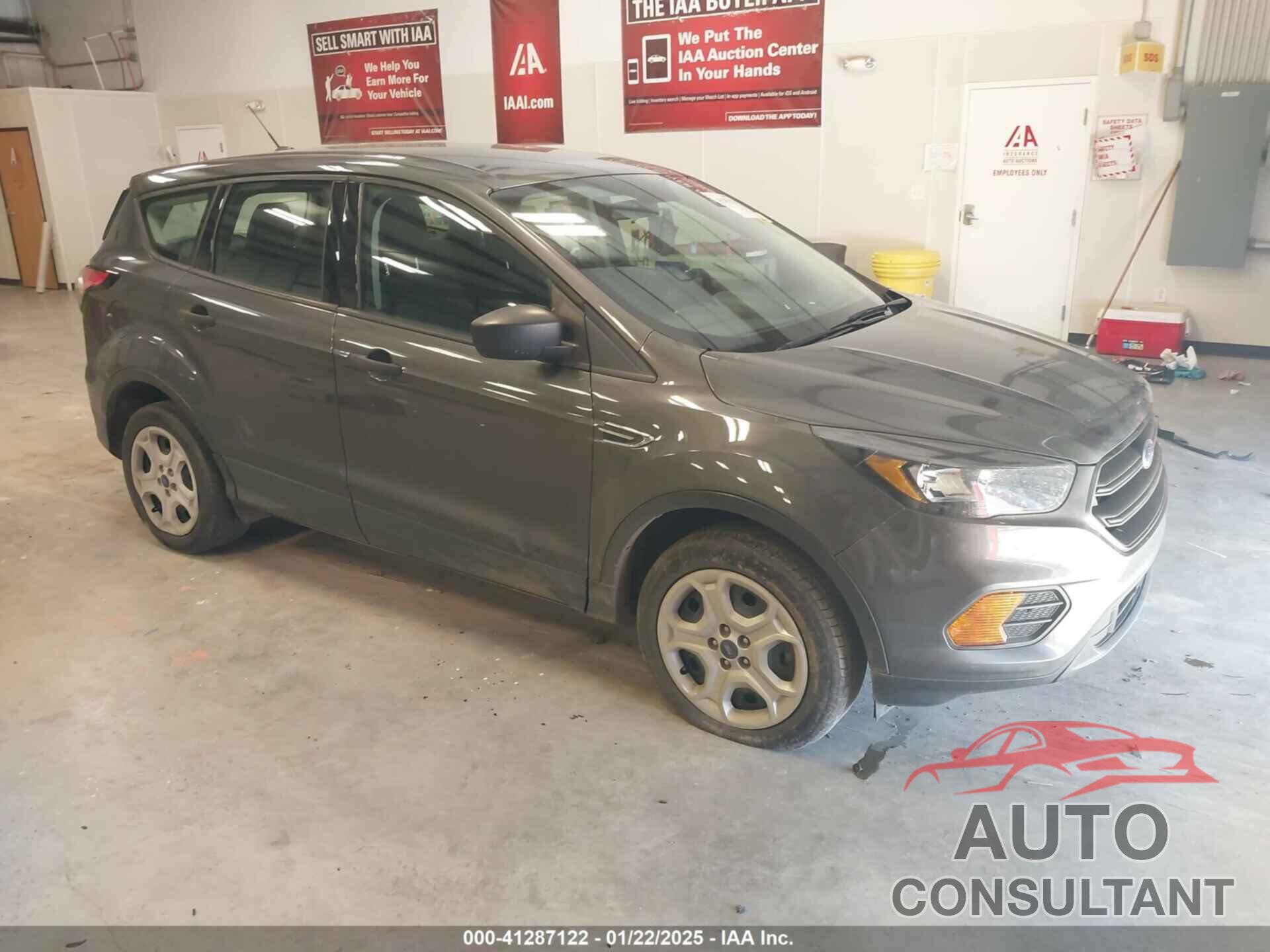 FORD ESCAPE 2018 - 1FMCU0F7XJUA27640