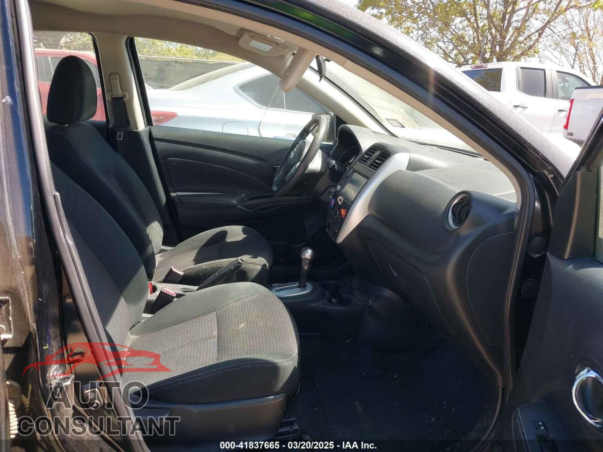 NISSAN VERSA 2019 - 3N1CN7AP3KL854430