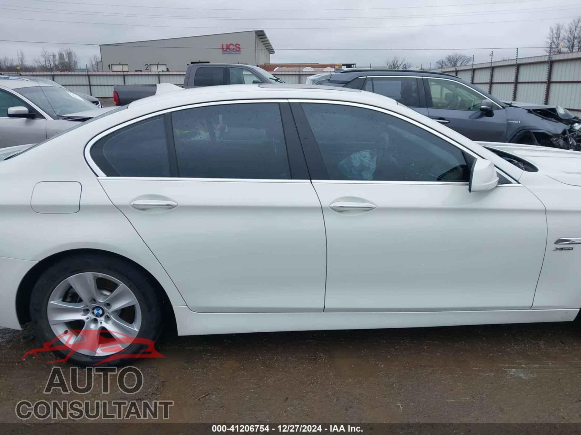 BMW 528I 2012 - WBAXH5C59CDW03759