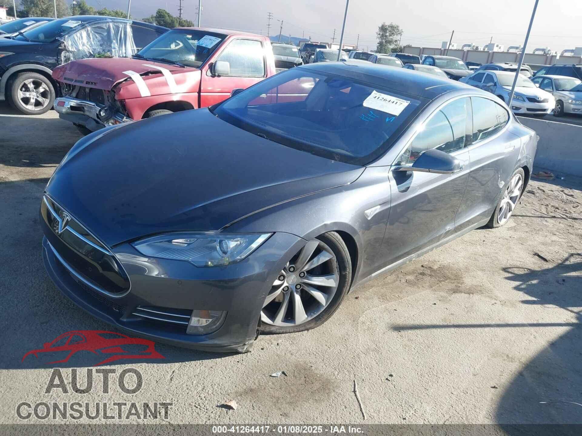 TESLA MODEL S 2015 - 5YJSA1E22FF109253