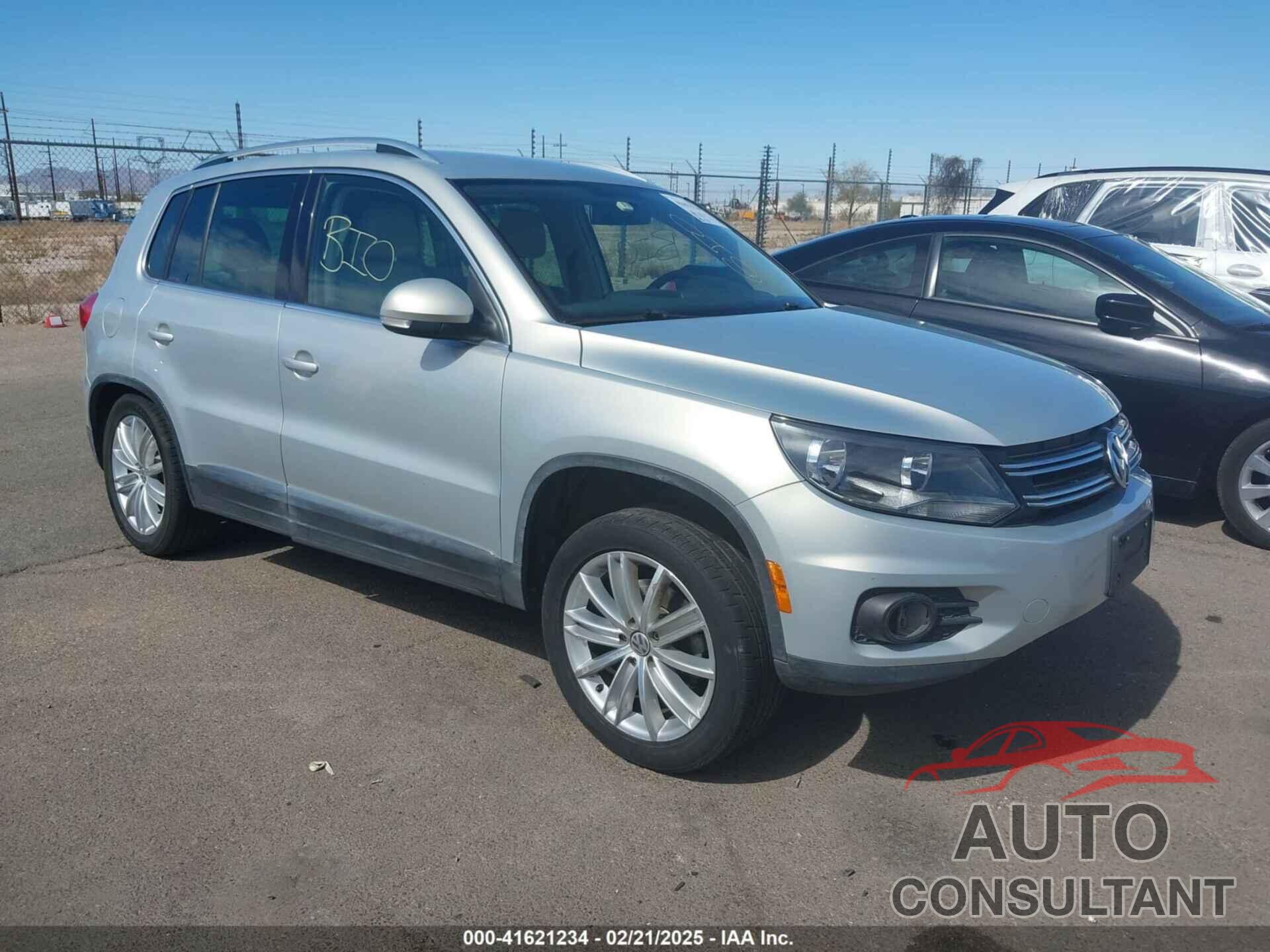 VOLKSWAGEN TIGUAN 2014 - WVGAV3AX5EW506104