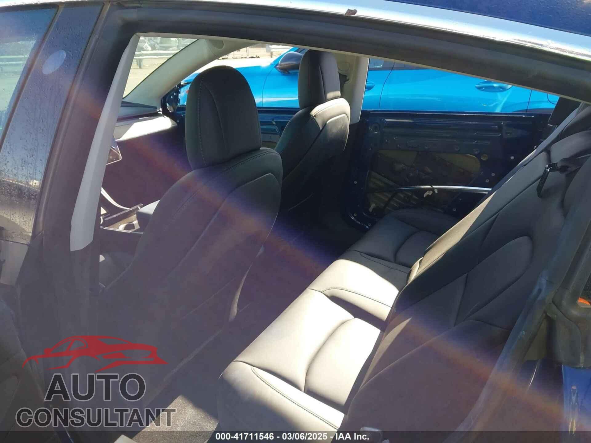 TESLA MODEL 3 2018 - 5YJ3E1EA4JF036136