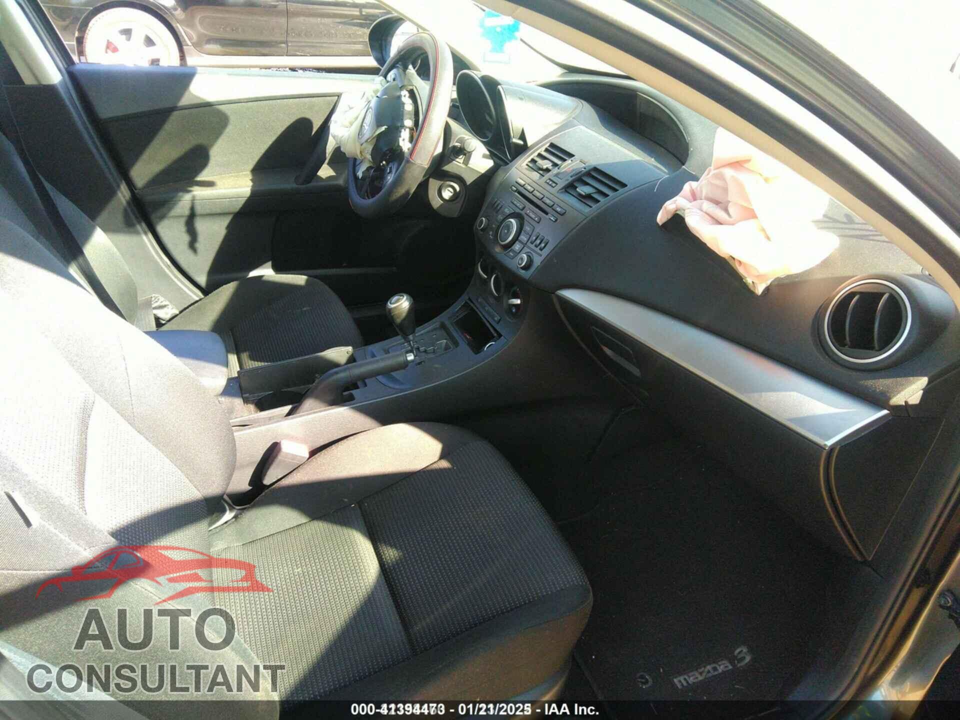MAZDA MAZDA3 2012 - JM1BL1V75C1601057