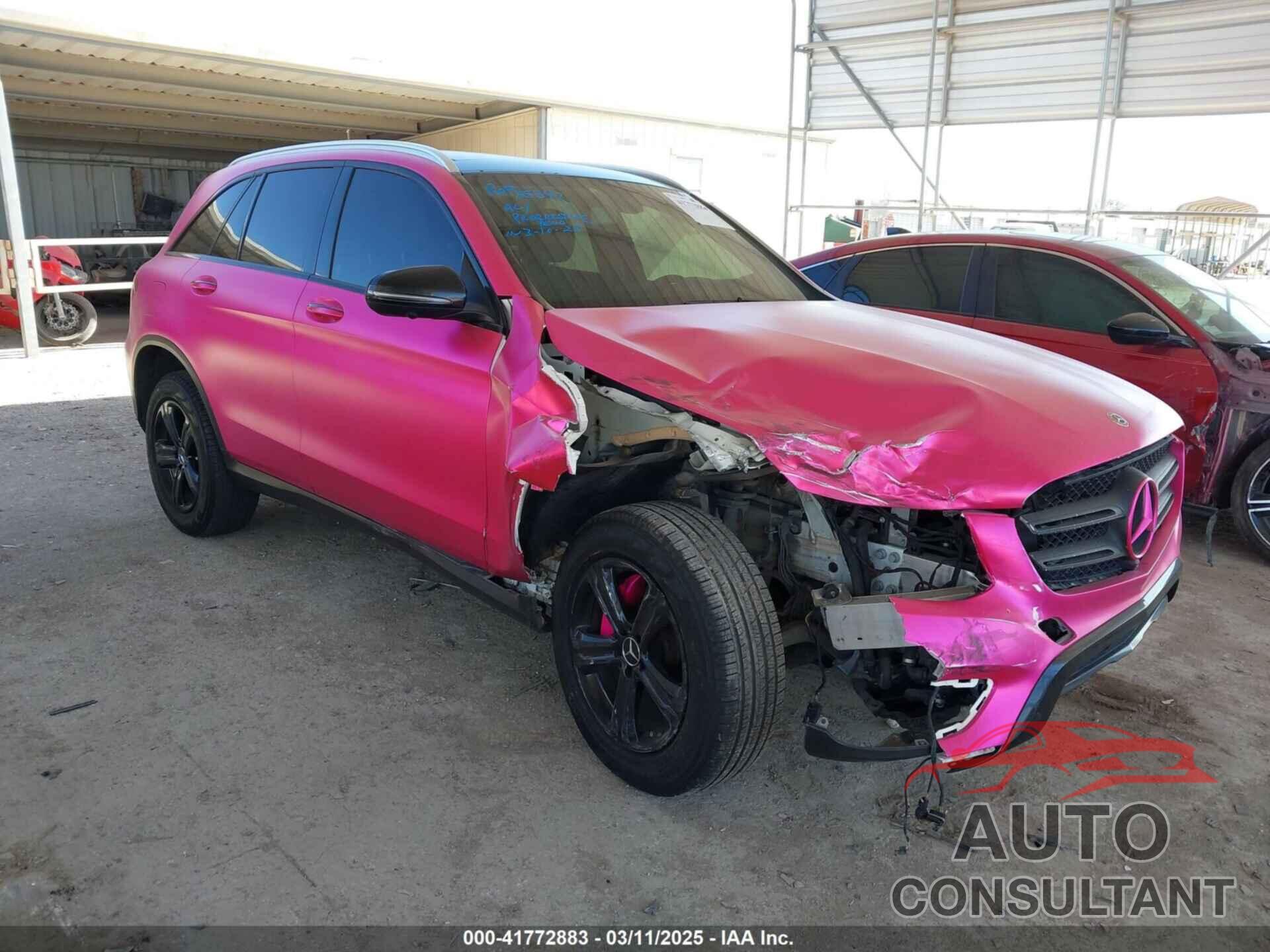 MERCEDES-BENZ GLC 300 2018 - WDC0G4JB9JV048422