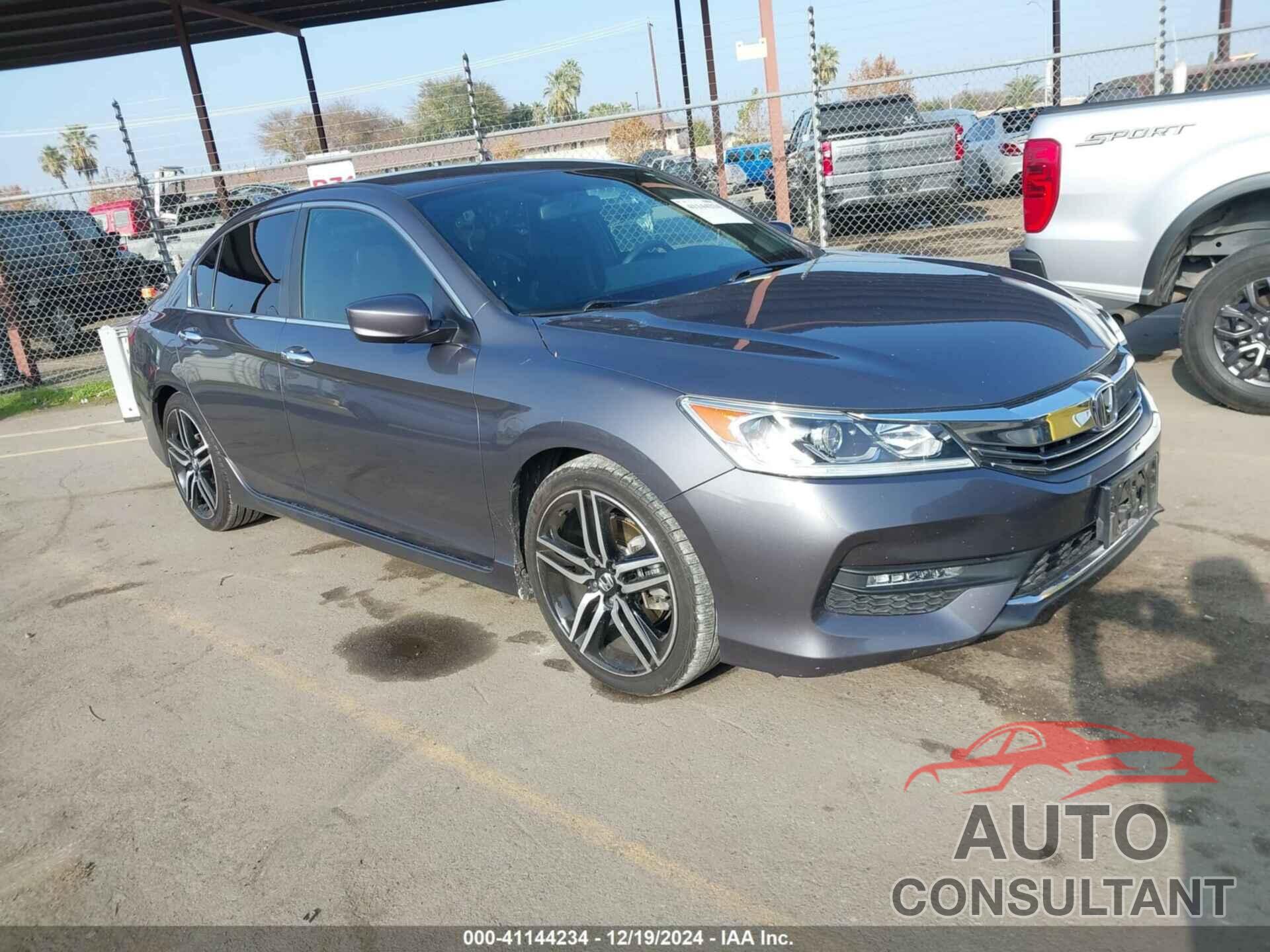 HONDA ACCORD 2017 - 1HGCR2F56HA212782
