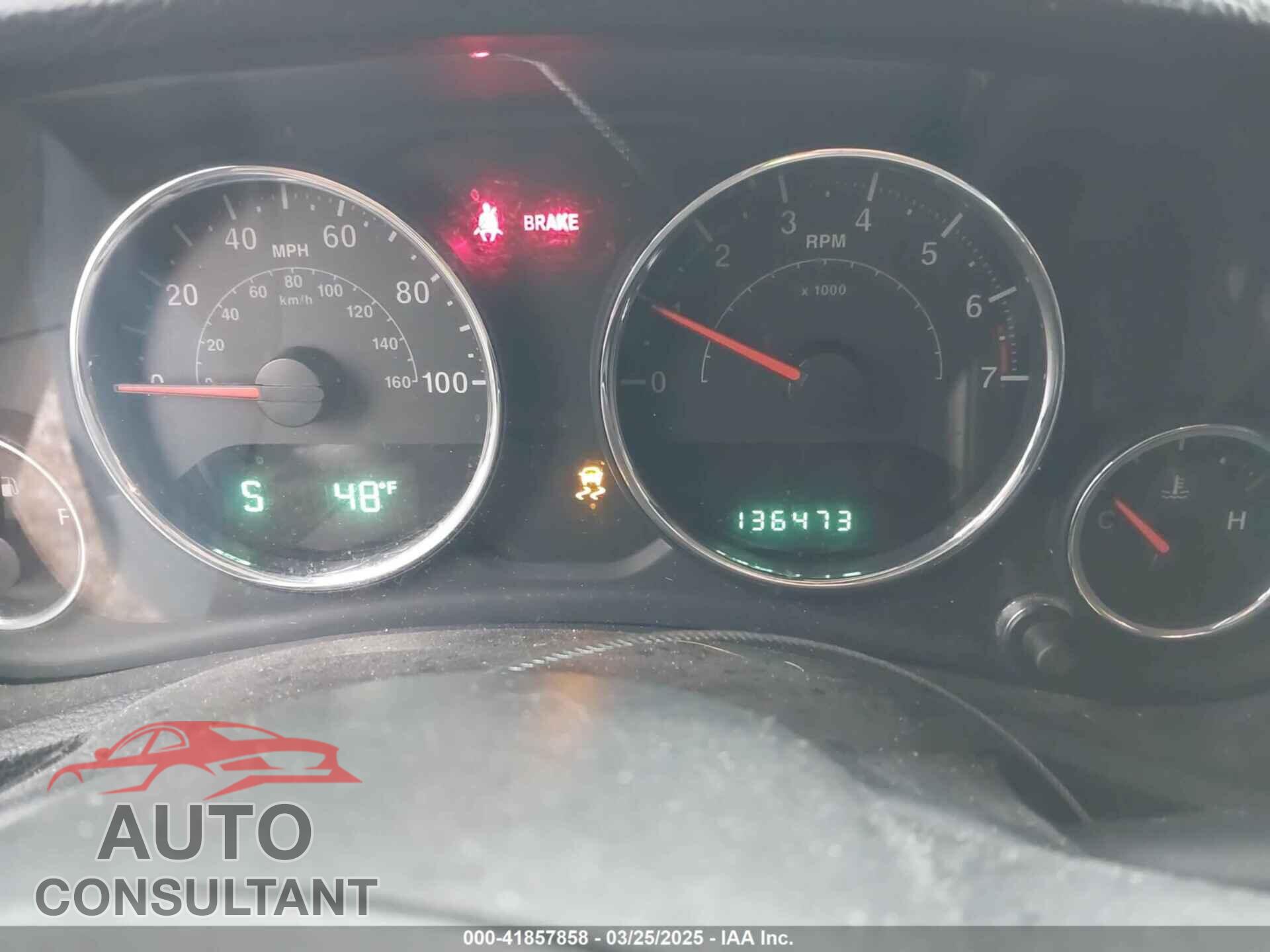 JEEP WRANGLER 2011 - 1J4AA2D18BL588273