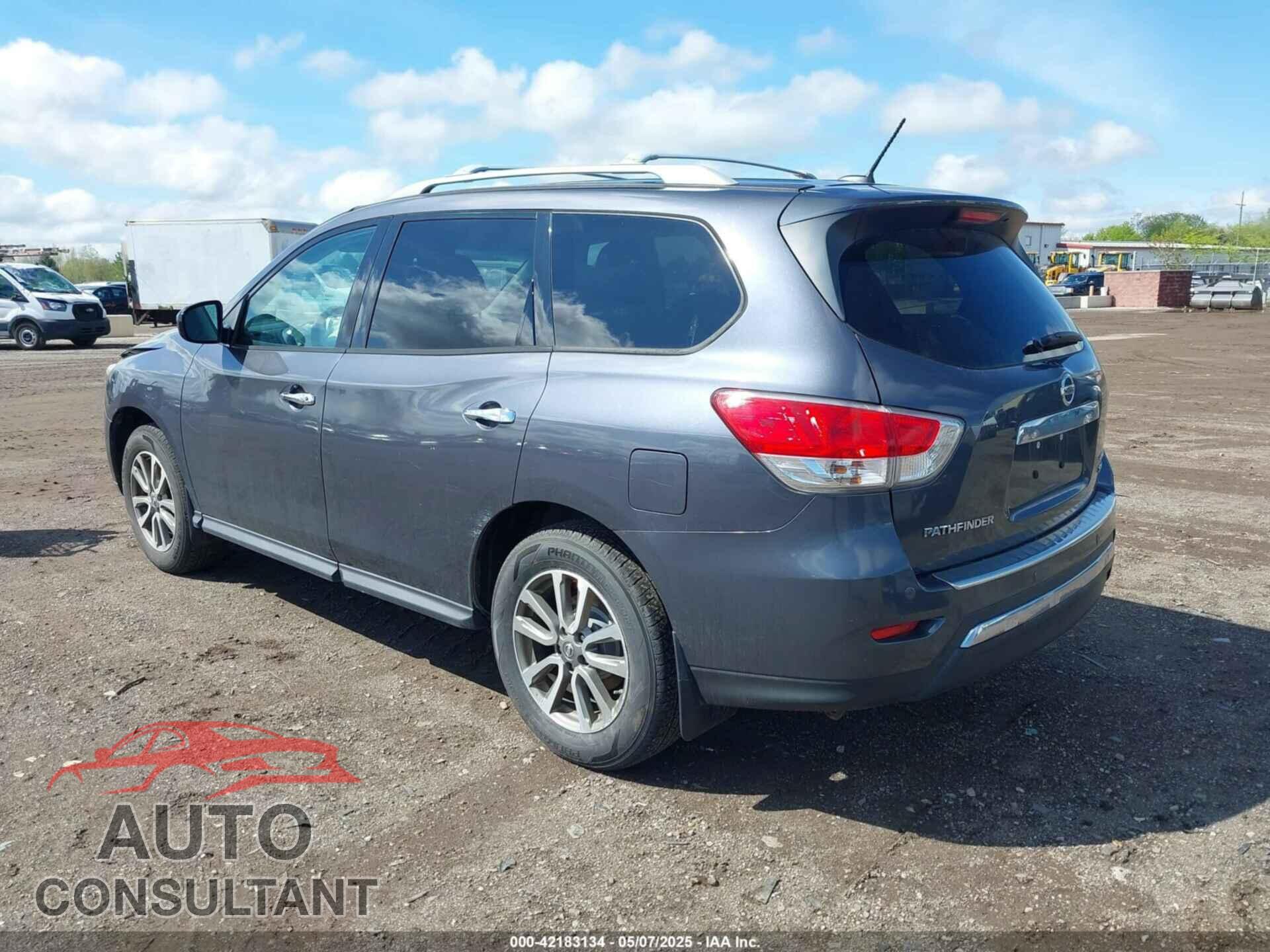 NISSAN PATHFINDER 2013 - 5N1AR2MM0DC674541