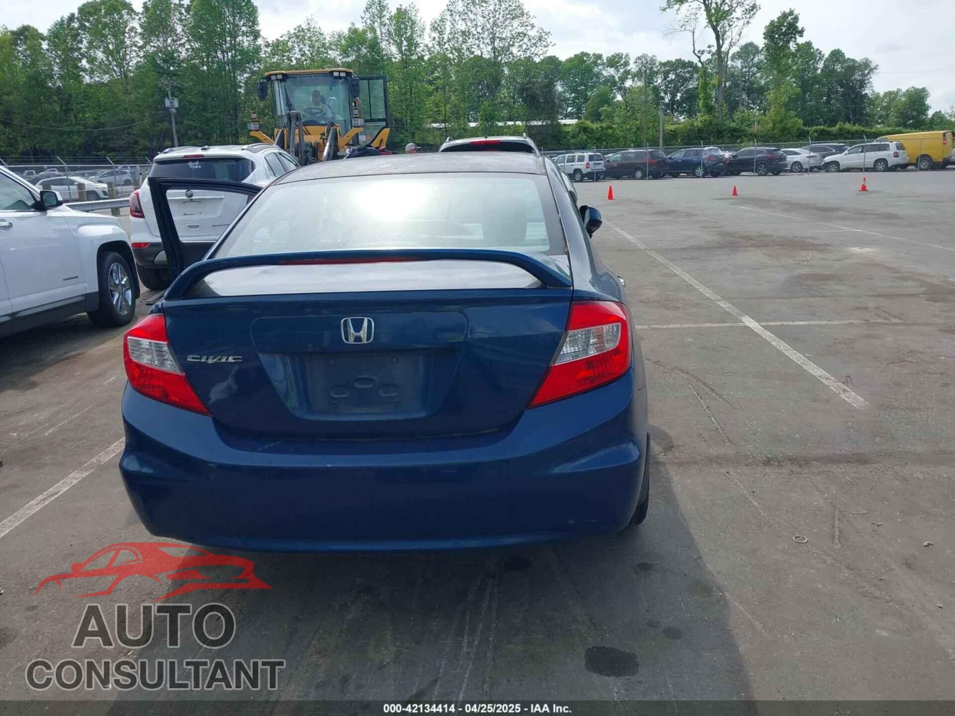 HONDA CIVIC 2012 - 2HGFB2F50CH551341