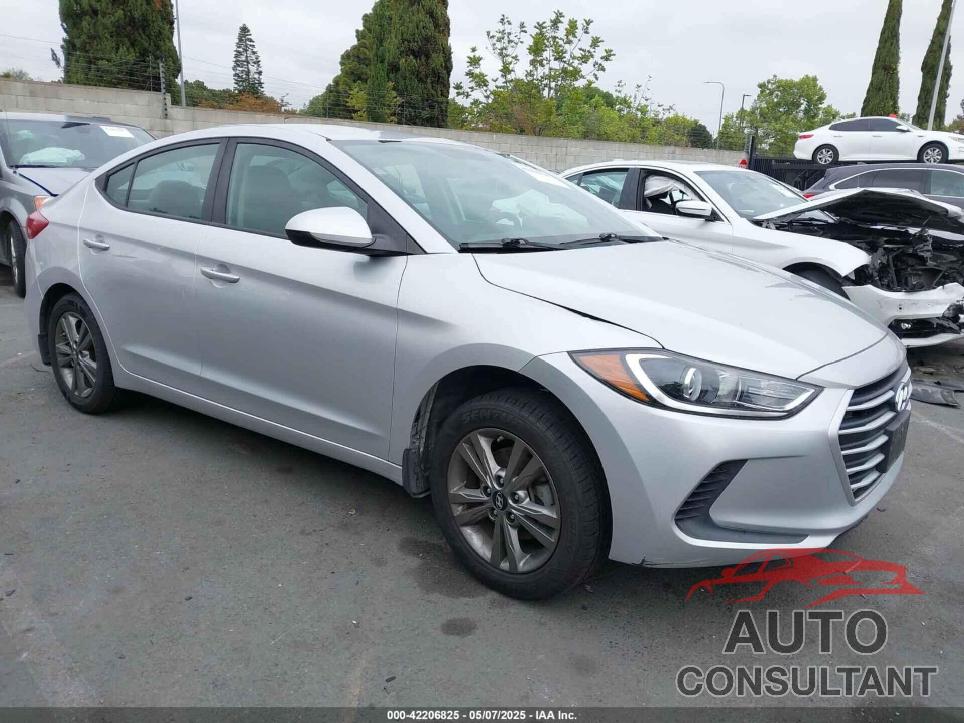 HYUNDAI ELANTRA 2018 - 5NPD84LF7JH225246