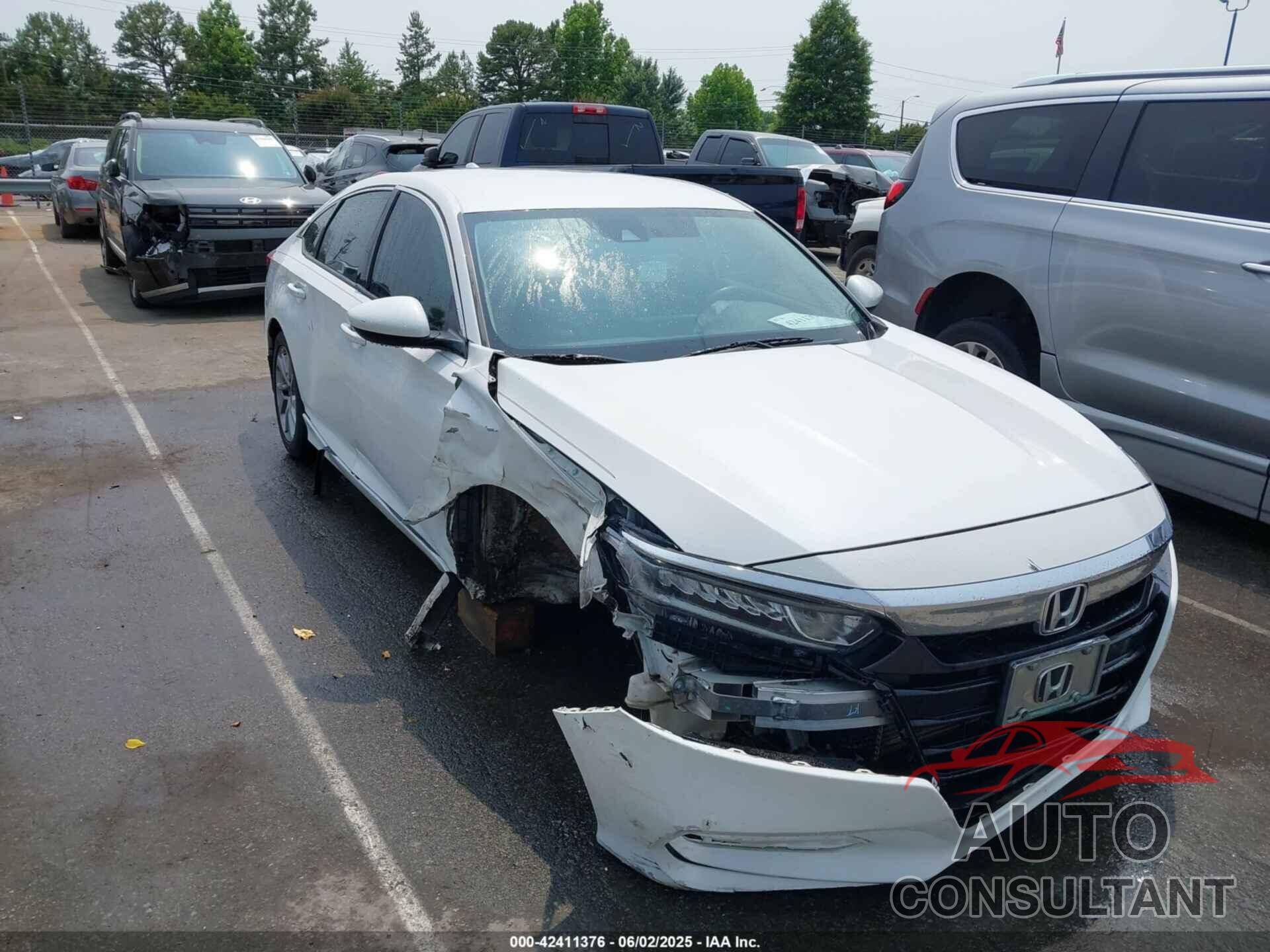 HONDA ACCORD 2018 - 1HGCV1F15JA232241