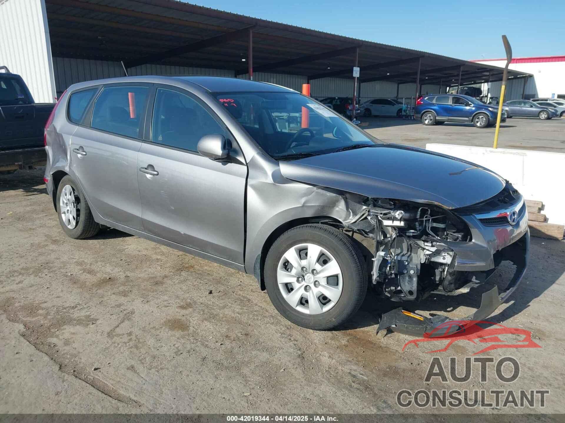 HYUNDAI ELANTRA TOURING 2012 - KMHDB8AE3CU136829