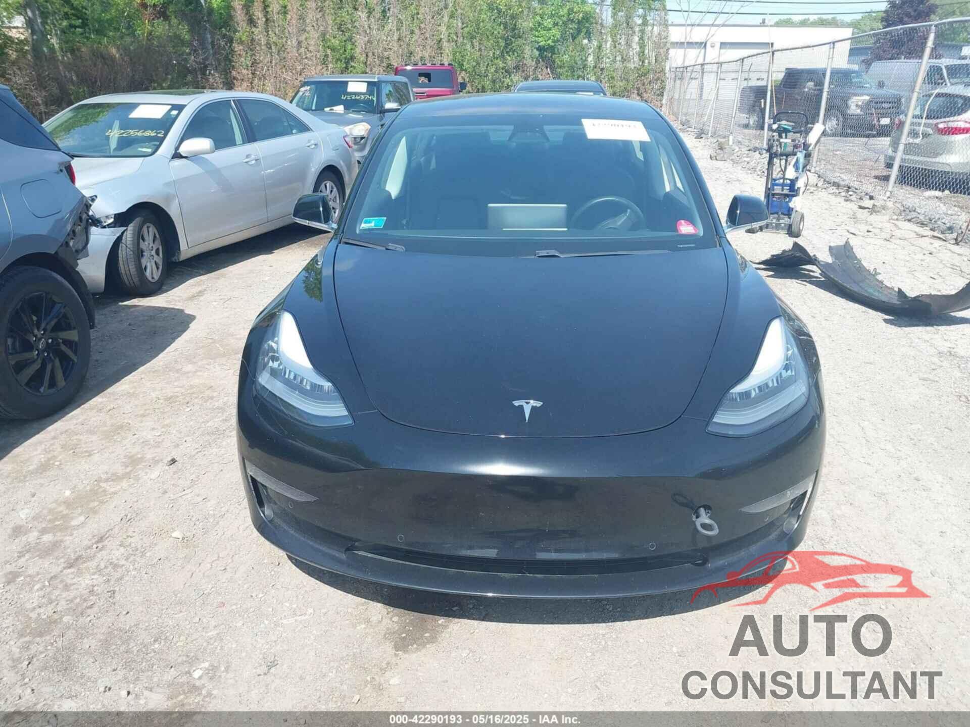 TESLA MODEL 3 2018 - 5YJ3E1EB9JF086703