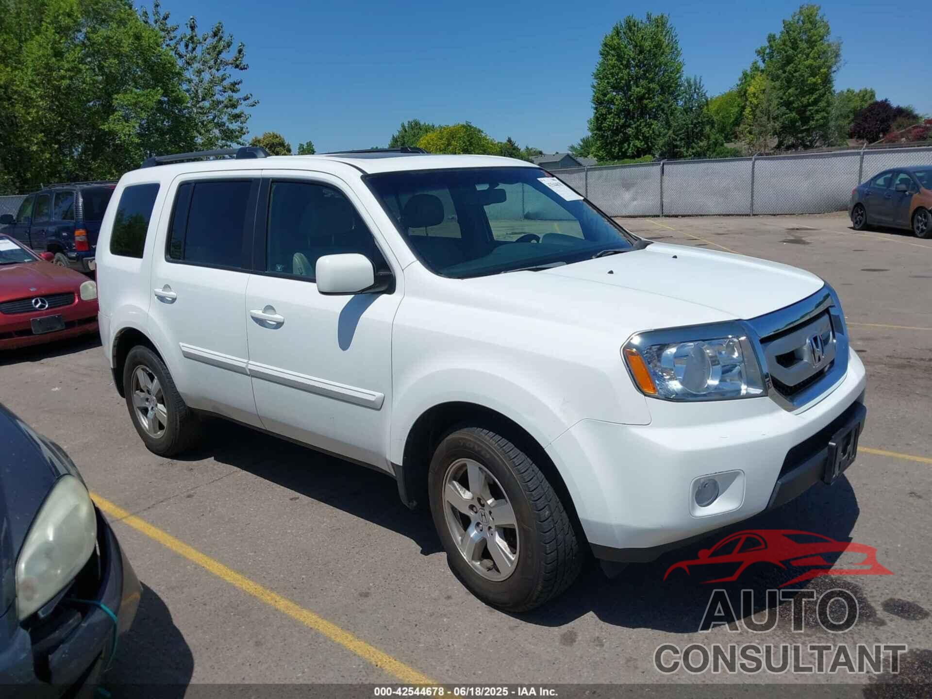 HONDA PILOT 2010 - 5FNYF4H60AB006465