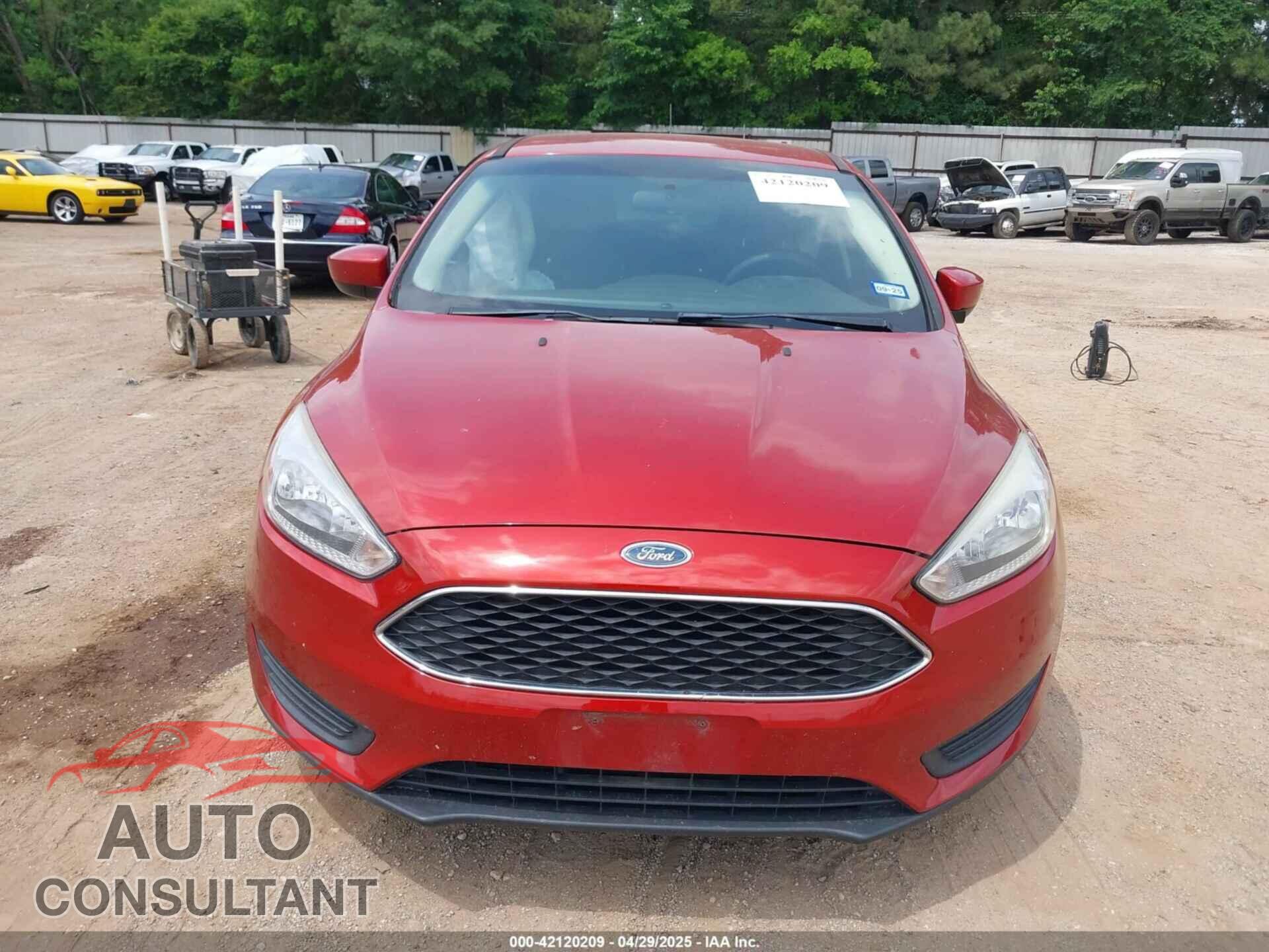 FORD FOCUS 2018 - 1FADP3K22JL307978