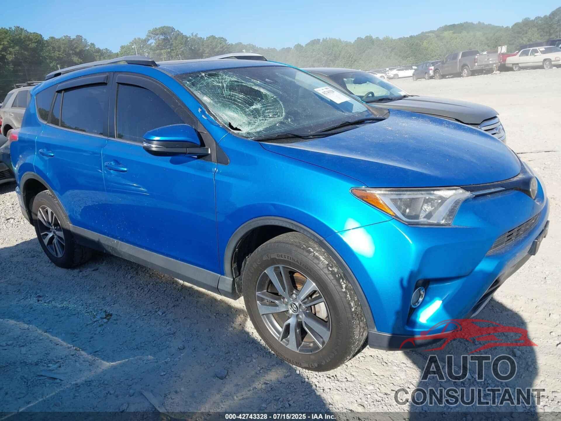 TOYOTA RAV4 2018 - JTMRFREV5JD227760