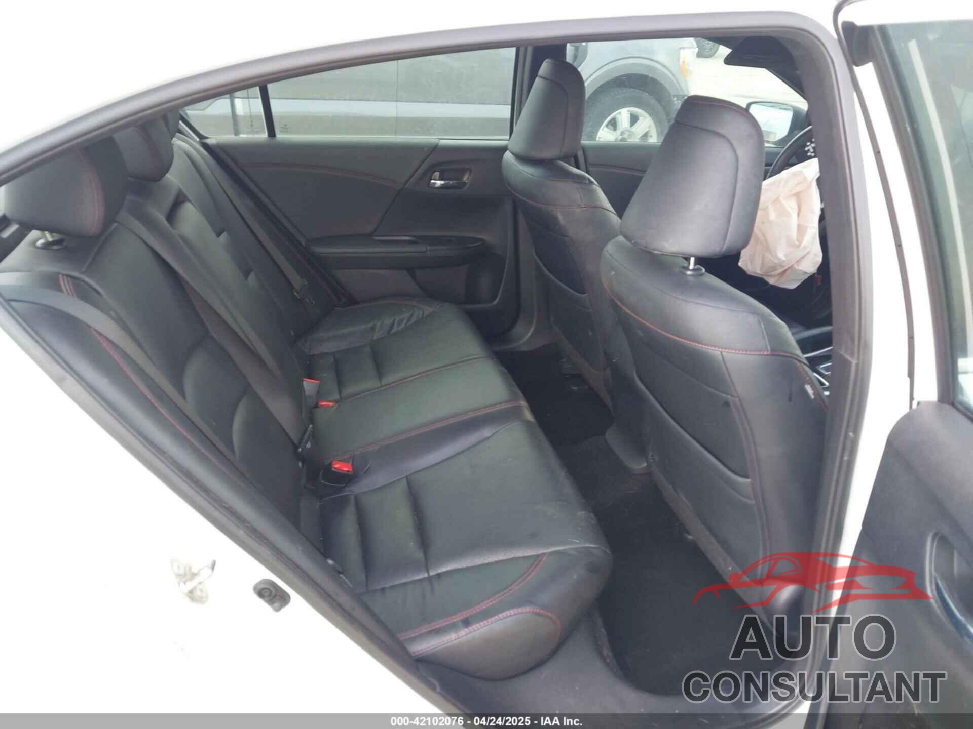 HONDA ACCORD 2017 - 1HGCR2F19HA203247