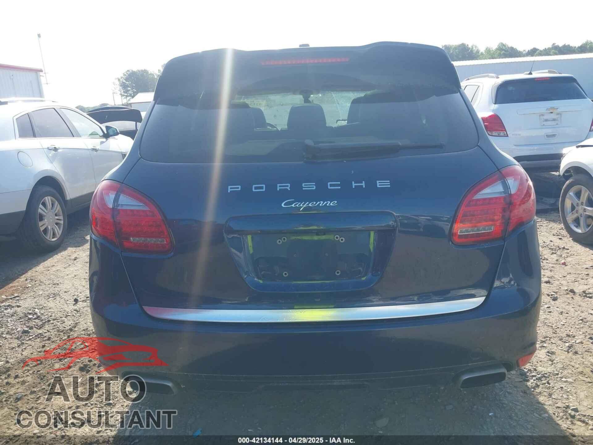 PORSCHE CAYENNE 2013 - WP1AA2A2XDLA05934