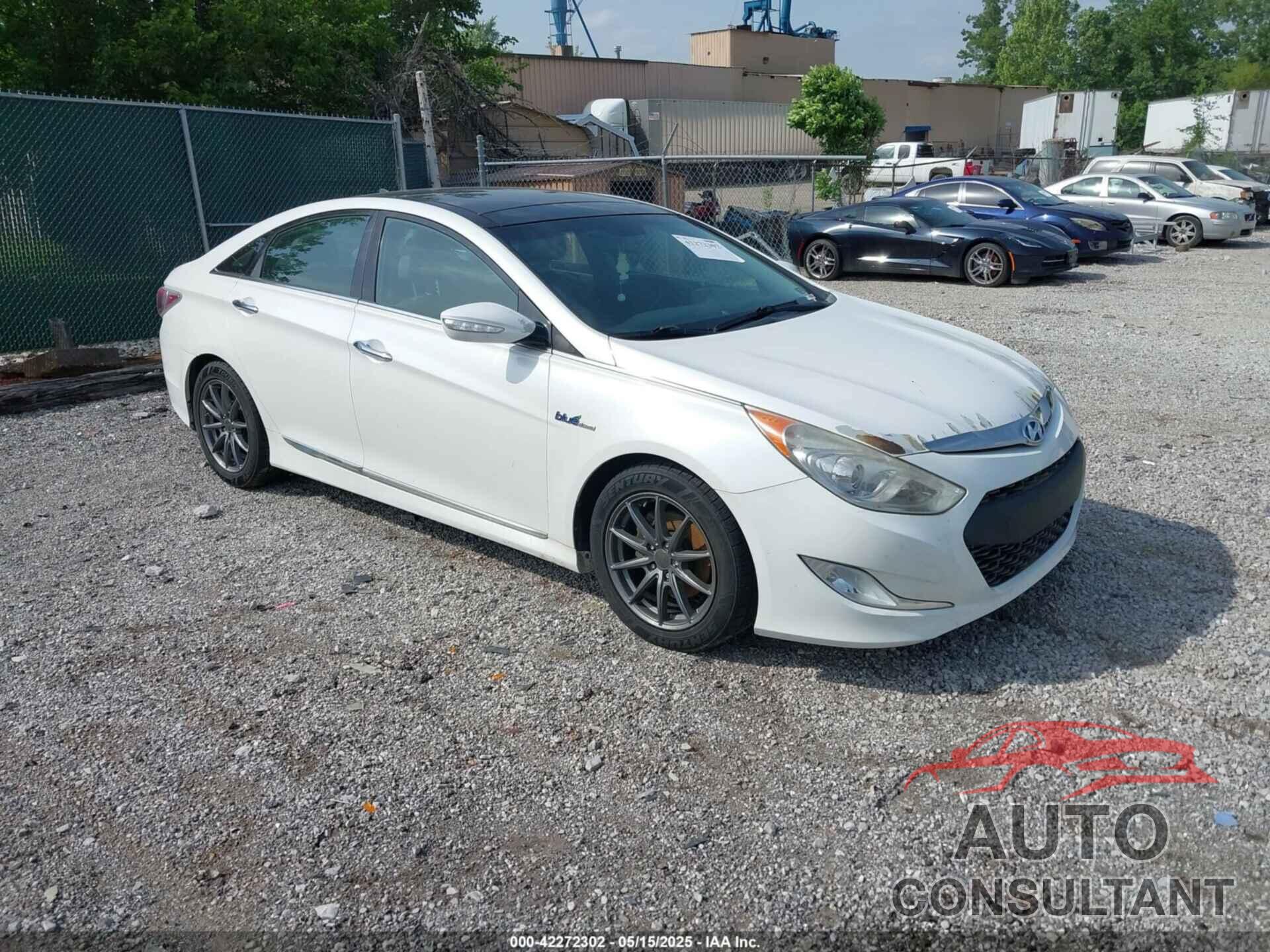 HYUNDAI SONATA HYBRID 2015 - KMHEC4A49FA132310