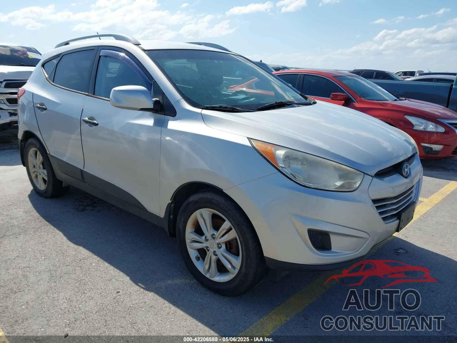 HYUNDAI TUCSON 2010 - KM8JUCAC8AU112036