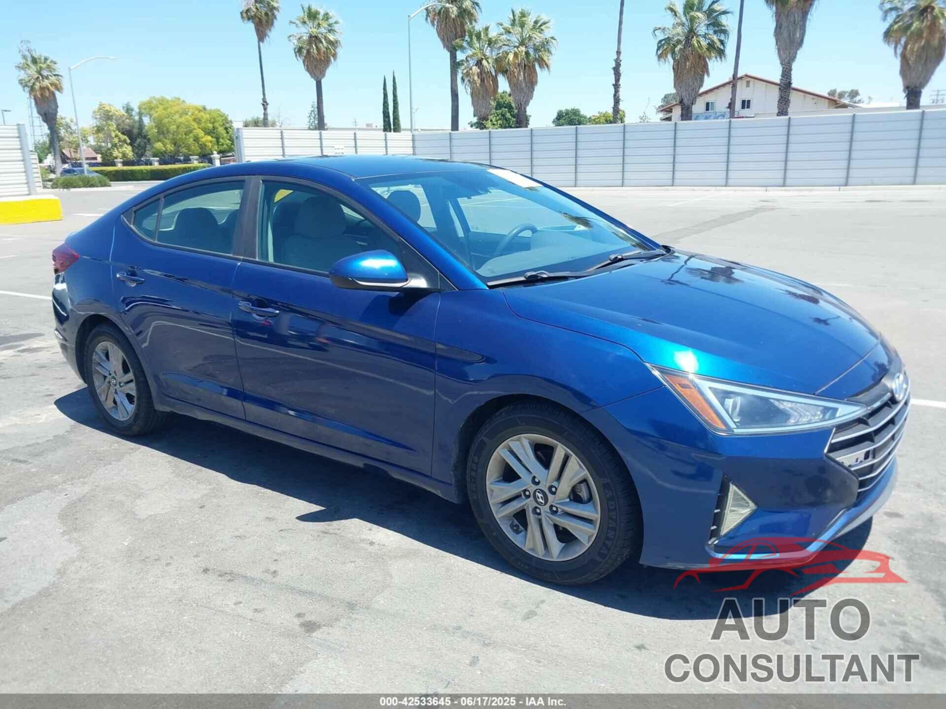 HYUNDAI ELANTRA 2019 - 5NPD84LF1KH433978
