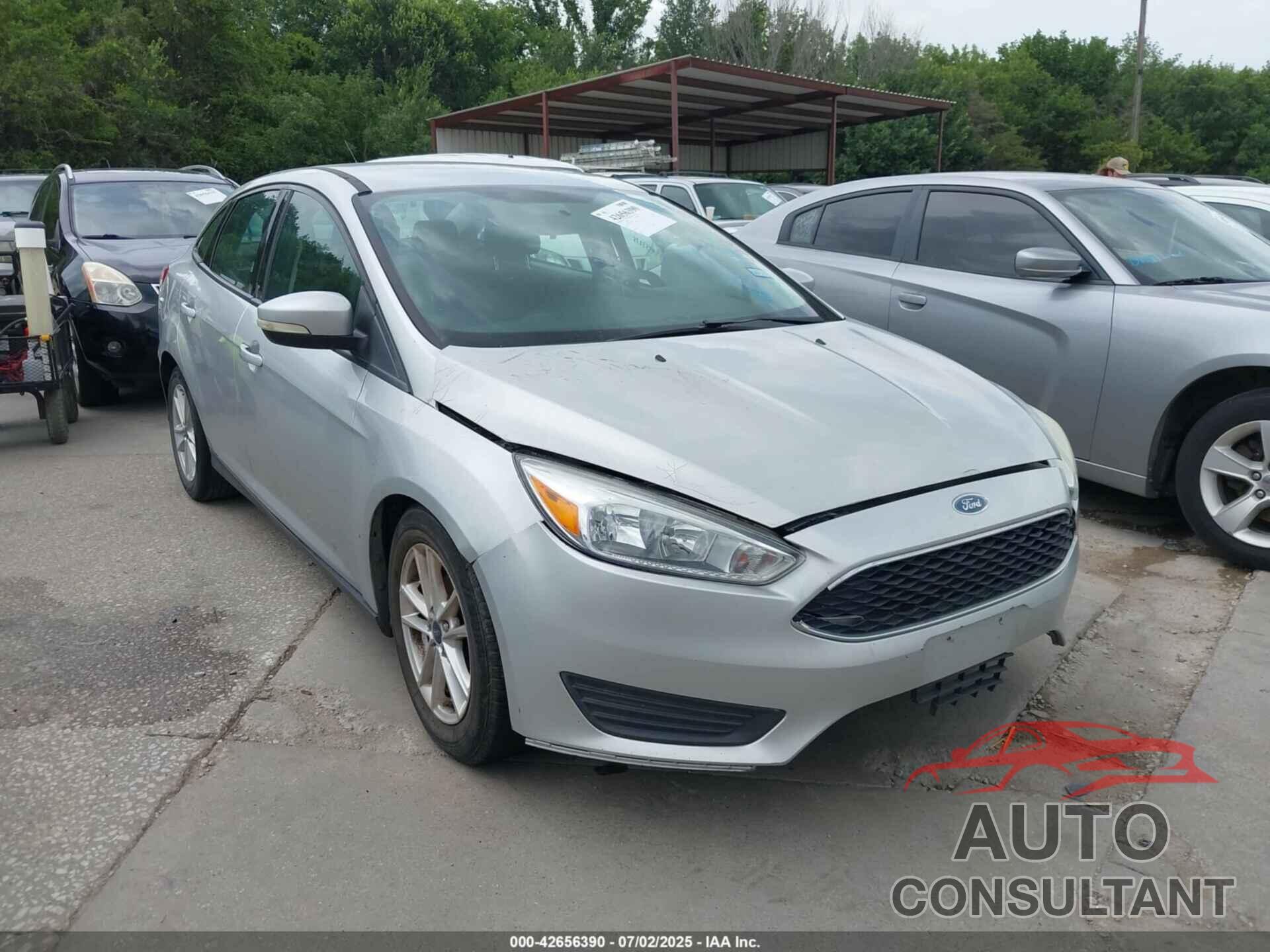 FORD FOCUS 2015 - 1FADP3F28FL270260