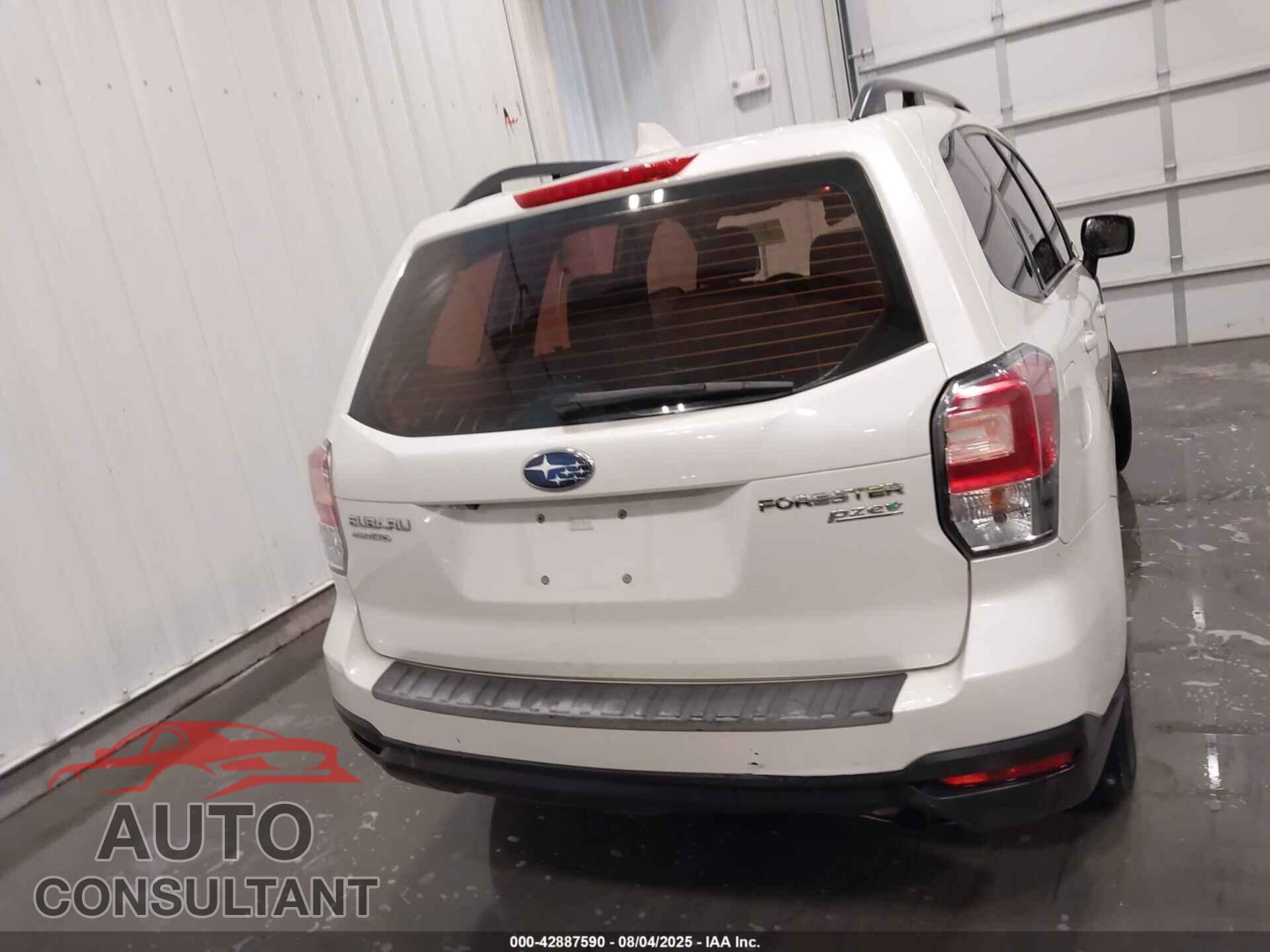 SUBARU FORESTER 2017 - JF2SJABC8HH545221