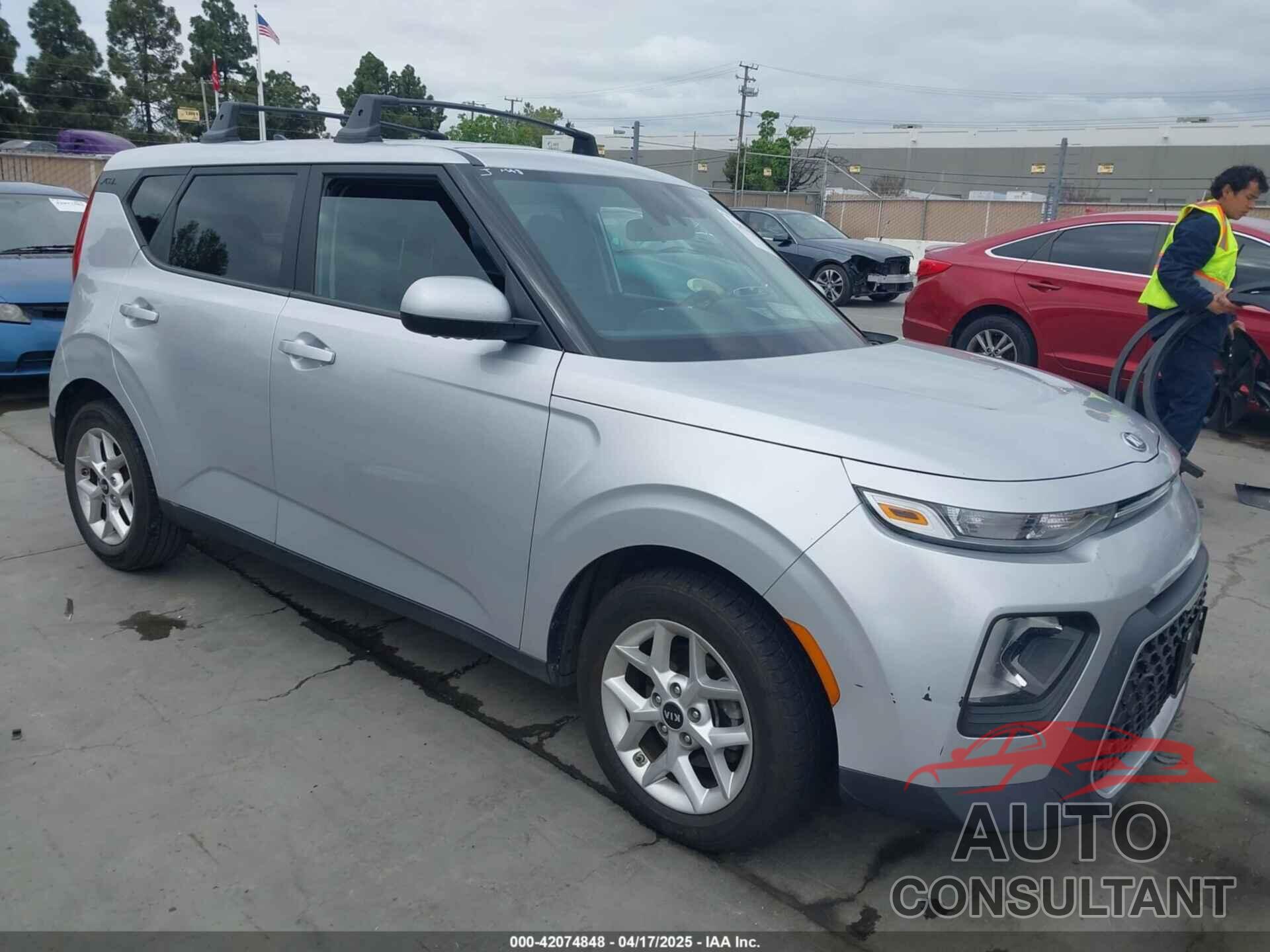 KIA SOUL 2020 - KNDJ23AU7L7005578