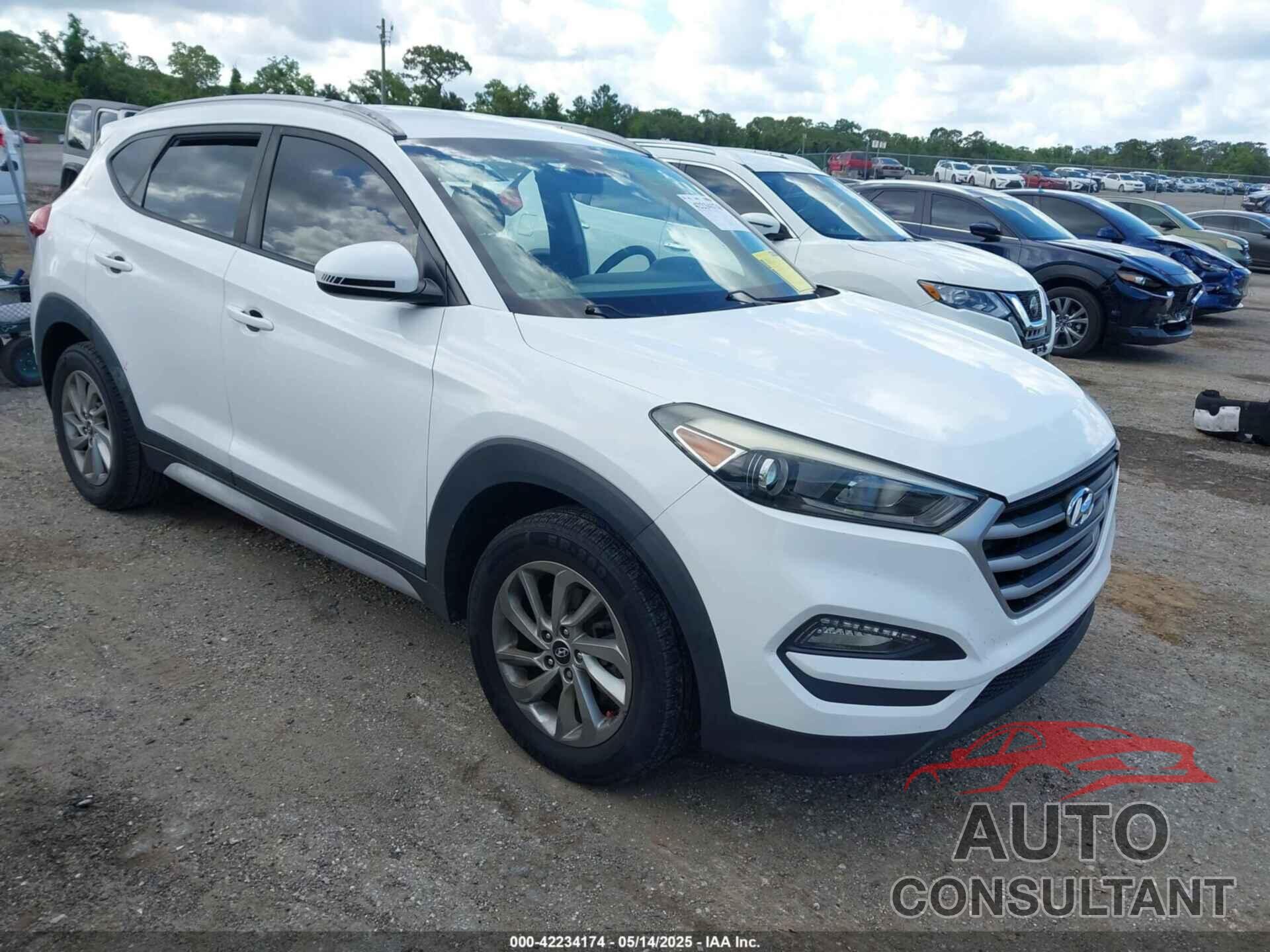 HYUNDAI TUCSON 2018 - KM8J33A40JU670667