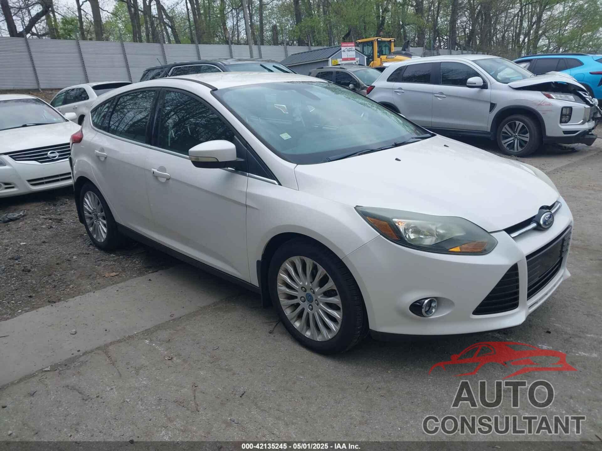 FORD FOCUS 2012 - 1FAHP3N26CL183004