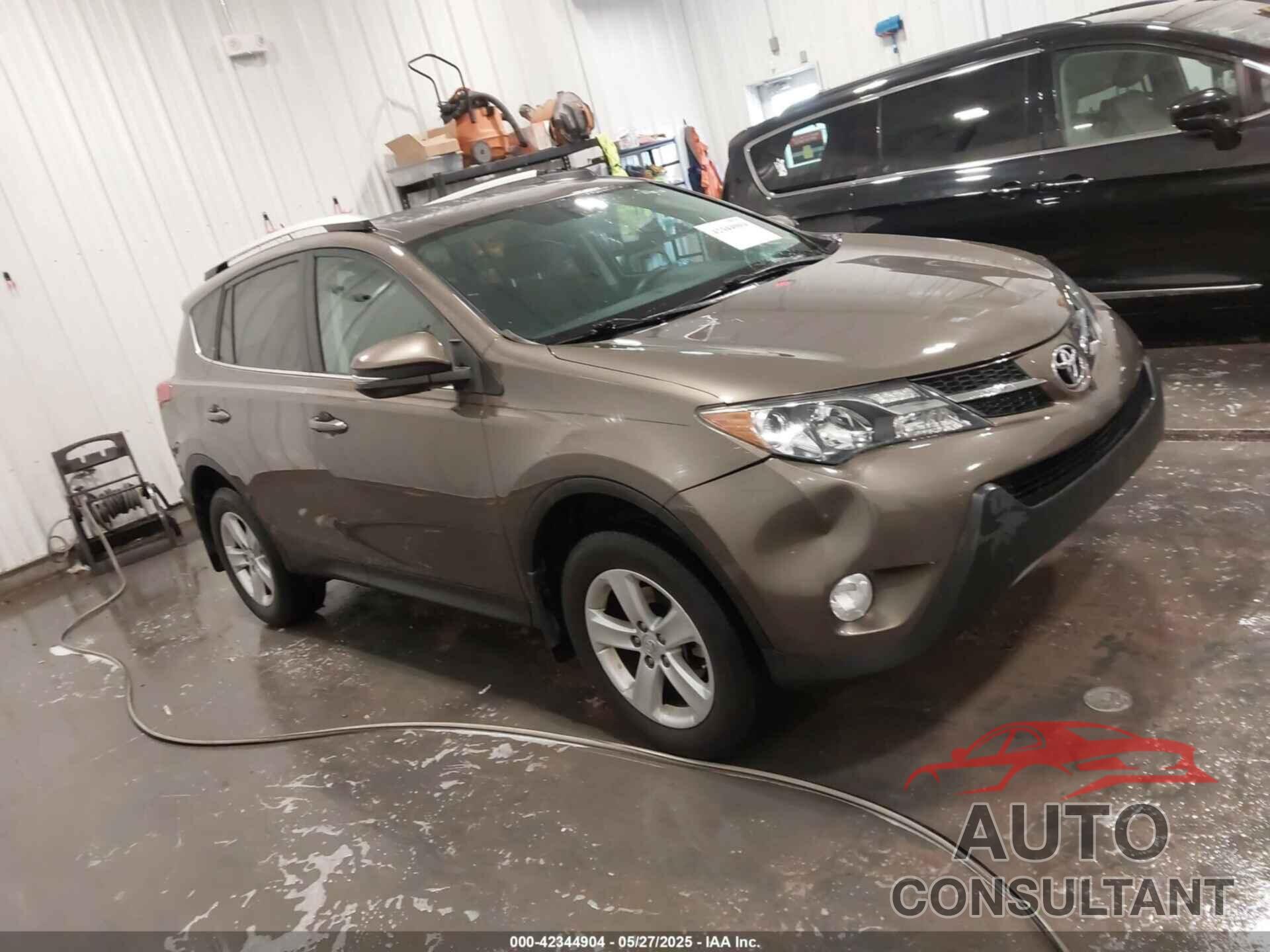 TOYOTA RAV4 2013 - 2T3RFREV0DW039560