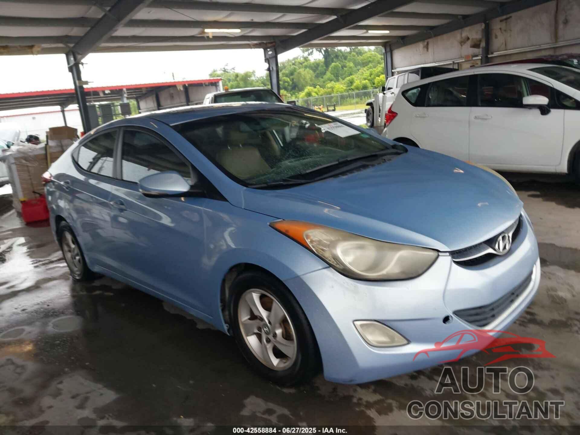 HYUNDAI ELANTRA 2013 - KMHDH4AE4DU570783